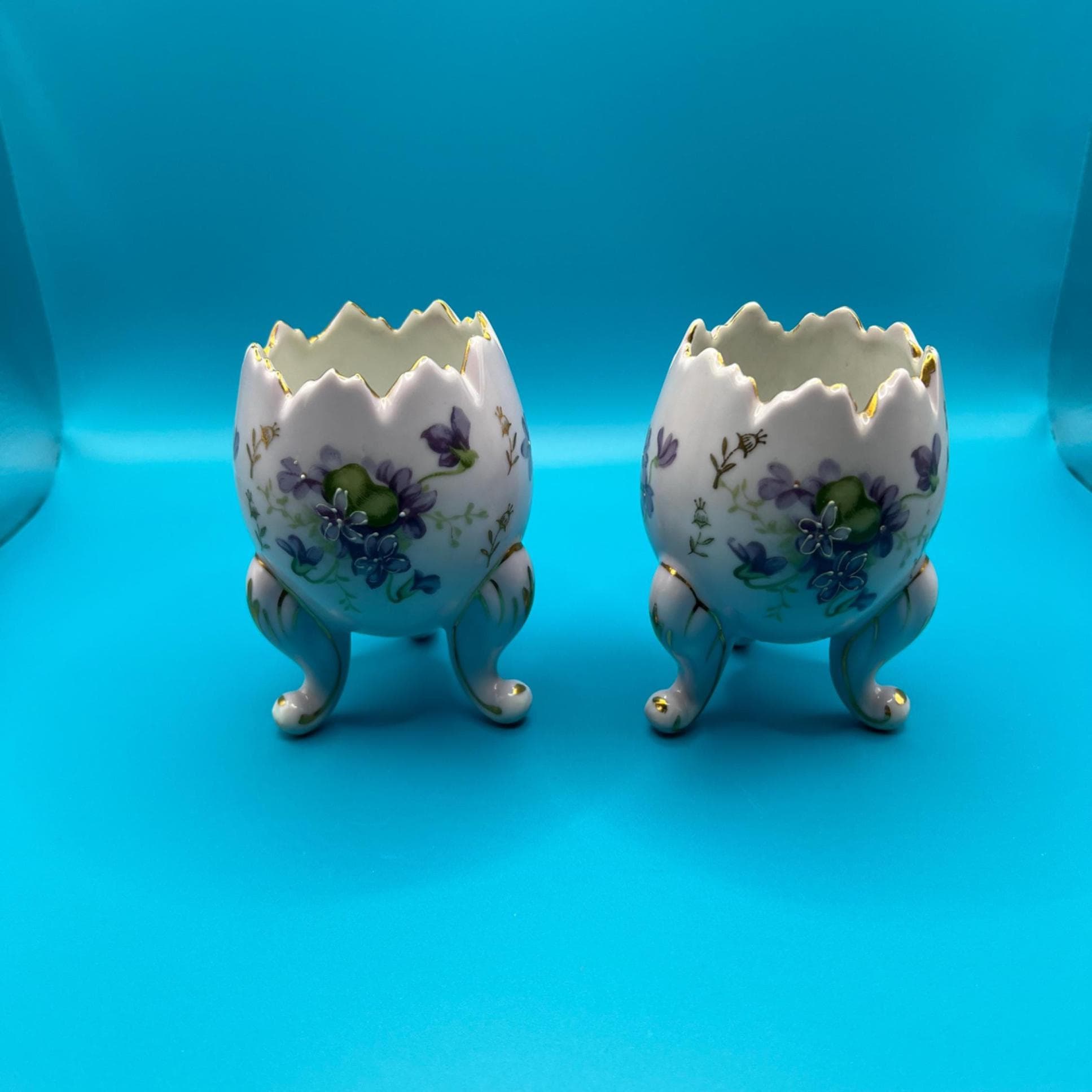 Two Vintage Ceramic Napco Egg Vases: Light Lavender With Violets, Gold Accents