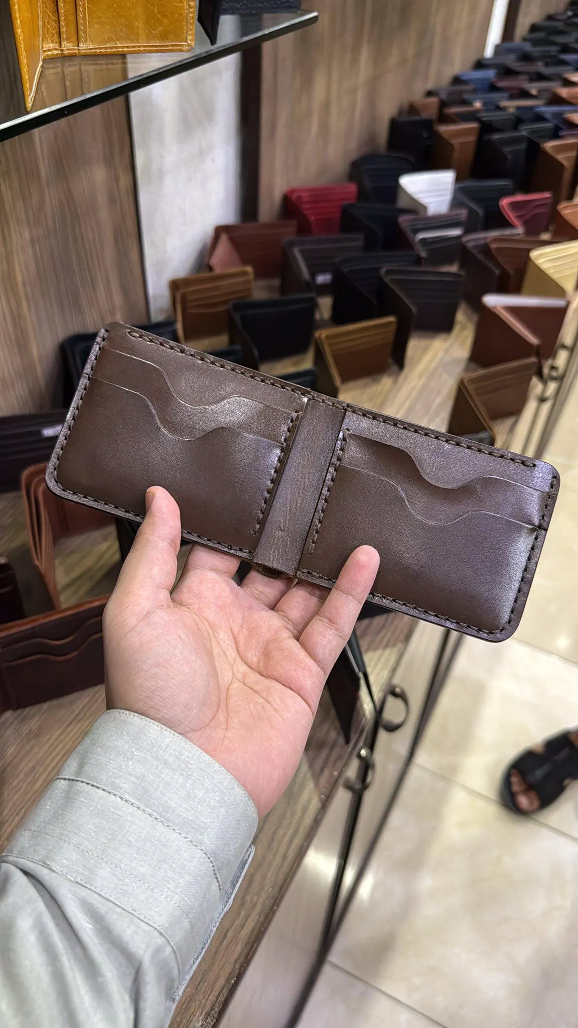 Men's Leather Wallet, Women's Slim Wallet, Card Holder, Classic Leather Bifold, Gift for Couple, Minimalist Design, Gift for Him