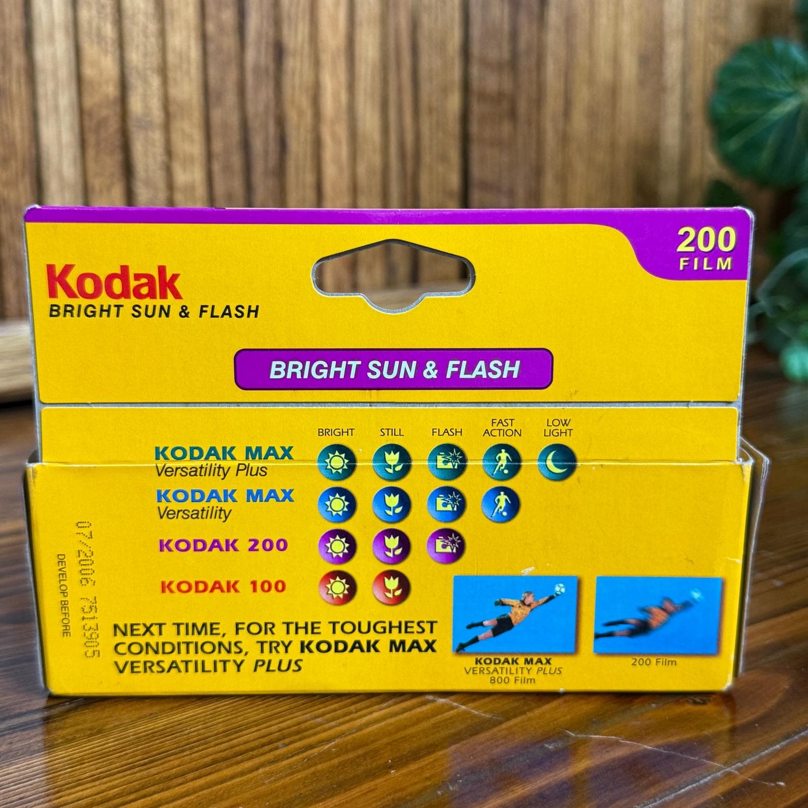 Kodak Gold 200 35mm Film 4 Rolls 24 Exp Yellow New Expired 2006 Bright Sun Flash - image 5