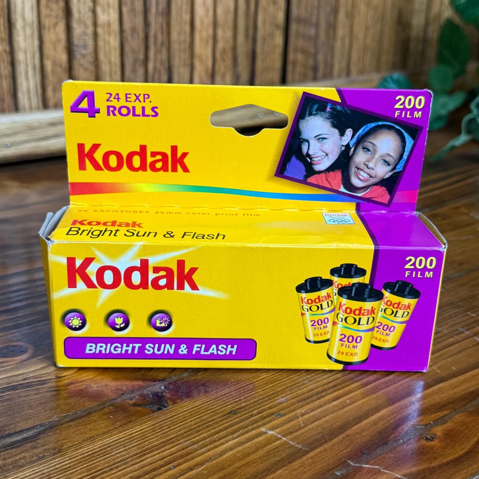 Kodak Gold 200 35mm Film 4 Rolls 24 Exp Yellow New Expired 2006 Bright Sun Flash