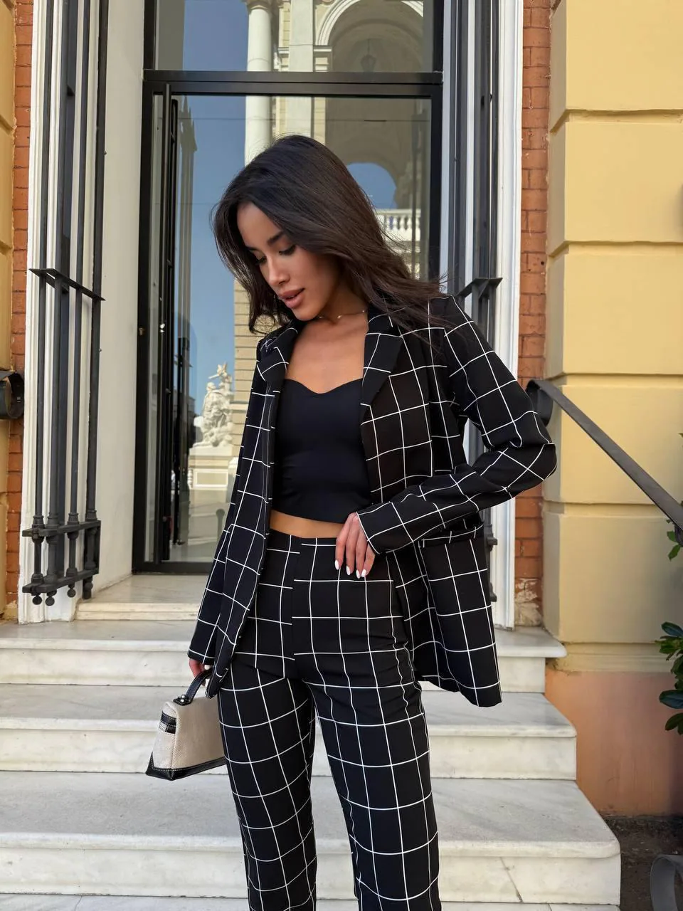 Checkered Blazer & Pants Set – Women's Grid Print Two-Piece Suit