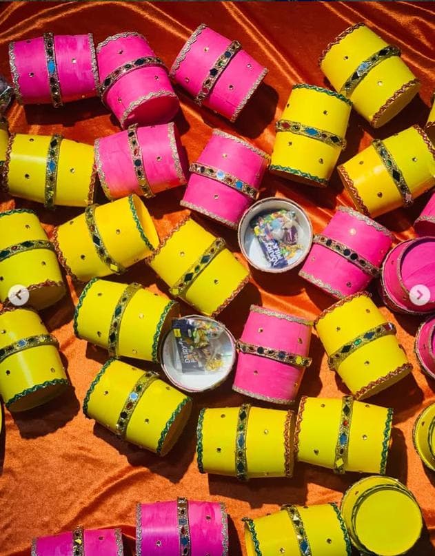 Handmade Dholki Style Favors For Mehndi/ Mayun - image 4