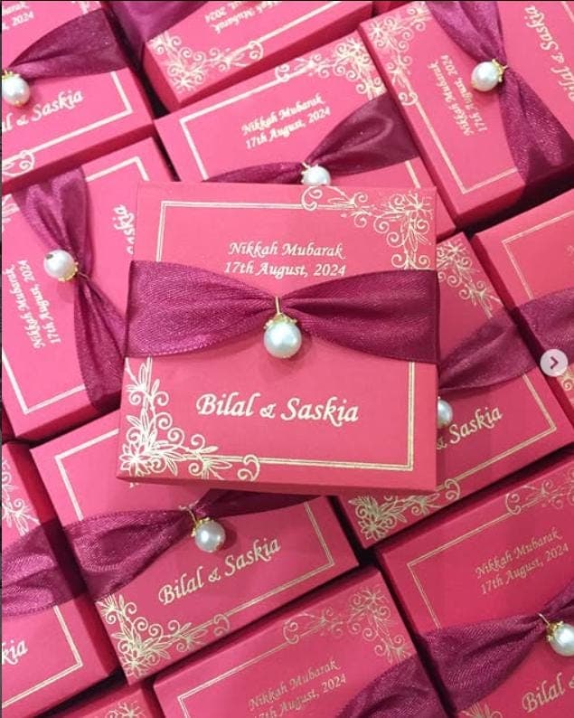 Elegant Wedding Favors With Pearl & Ribbon/ Bid Boxes
