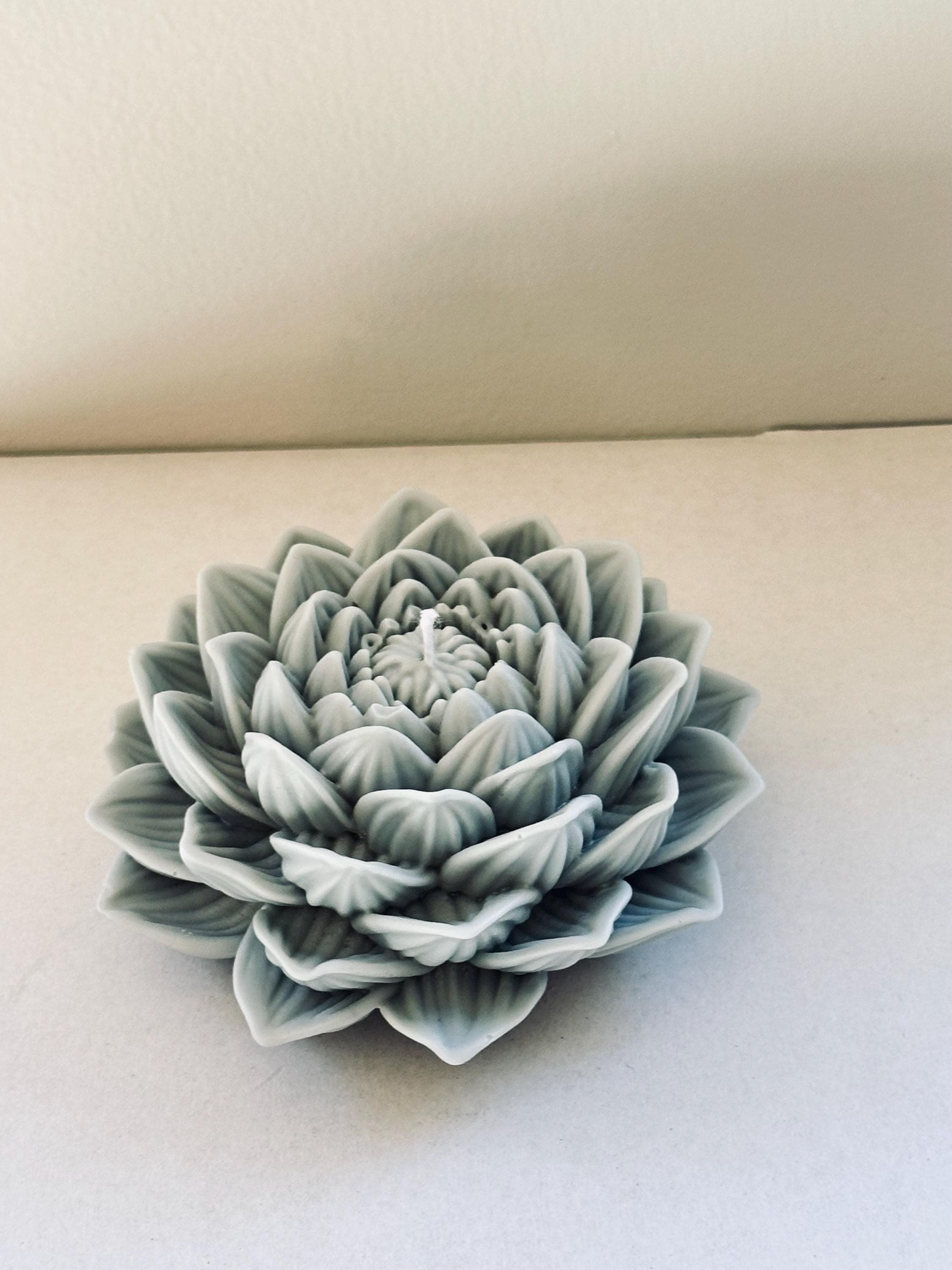 Lotus Flower Candle | Aesthetic Floral Soy Wax Candle | Minimalist Home Decor Gift - image 5
