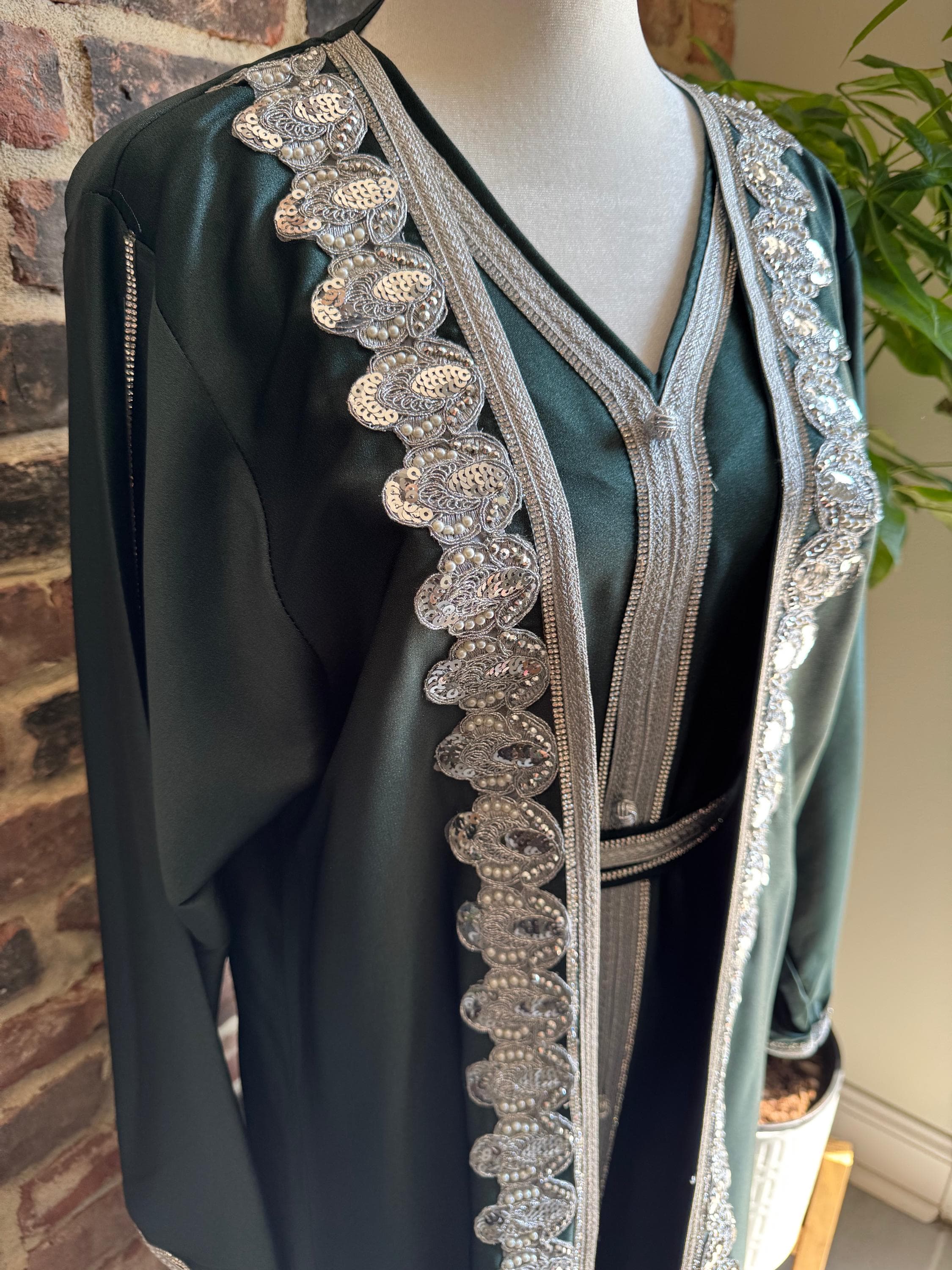 Kaftan Caftan Abaya Wedding Guest Outfit Two Piece Set with Belt - Dark Green - image 3