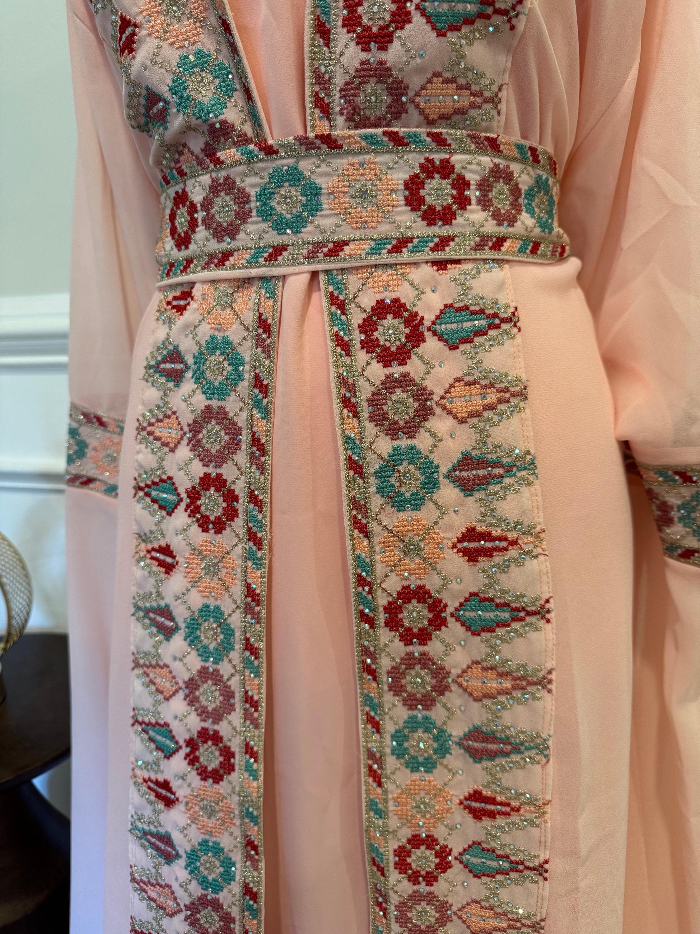 Embroidered 2-Piece Abaya Set