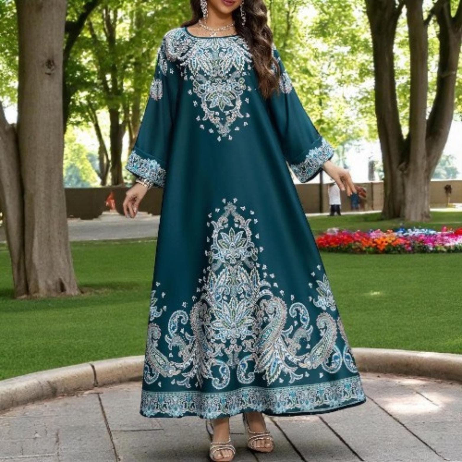 Eid Abaya Dress: Diamond Kaftan Robe - Ramadan Dubai Style
