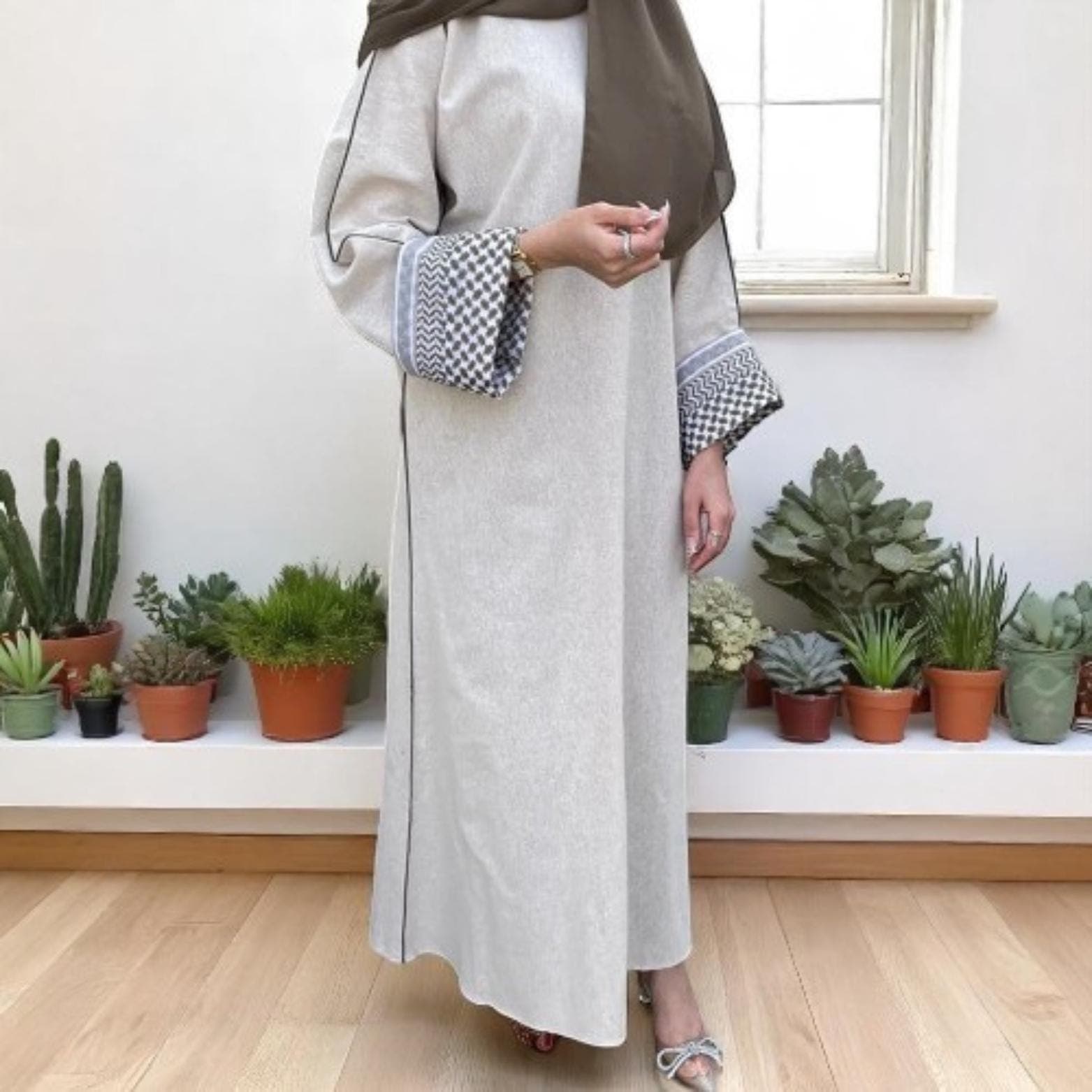Embroidered Tassel Abaya: Open Front Muslim Cardigan Kaftan - image 4