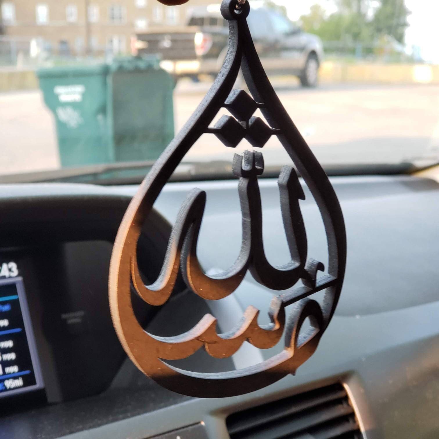 MashAllah car hanging - MashAllah in tear drop style - Great addition to your car - Ideal for party favors. Car hanging accessory - Arabic - image 3