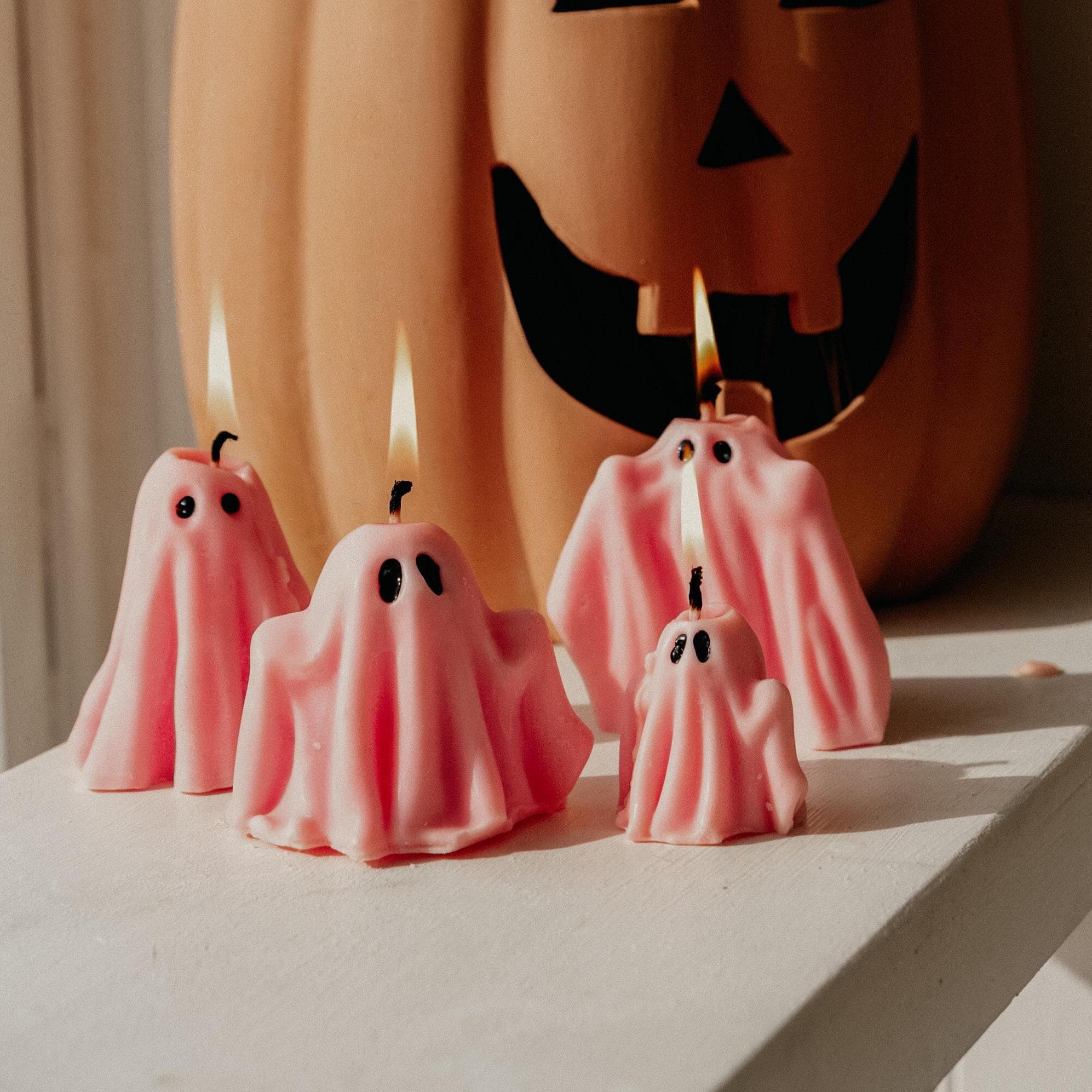 Ghost Halloween Autumn Soy Wax Candle | Pink Or Purple Ghost Candlle | Summerween | Autumn Homeware | Fall Season | Spooky Gifts - image 4