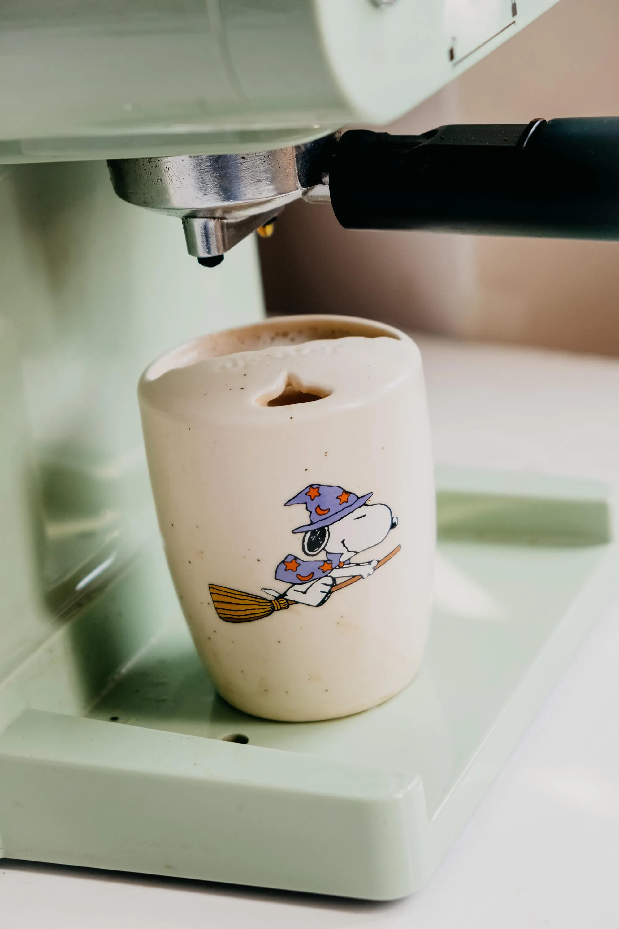 Snoopy Witch Halloween To-Go Ceramic Coffee Mug