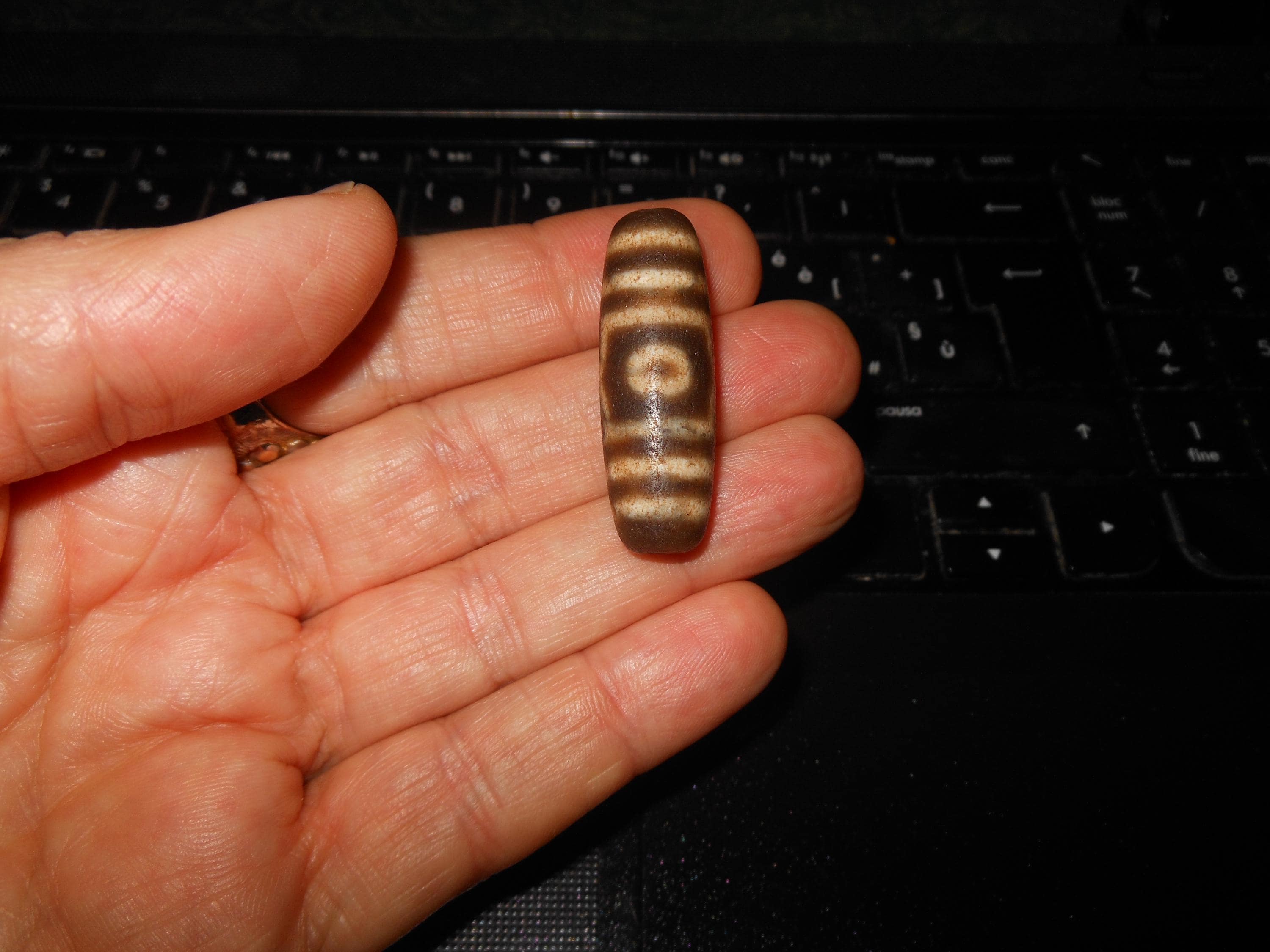 no. 75 - Tiger Skin - Three Eyes - Tibetan Dzi Amulet - Amuleto Dzi Tibetano - Tibetische Dzi Amulett - image 5