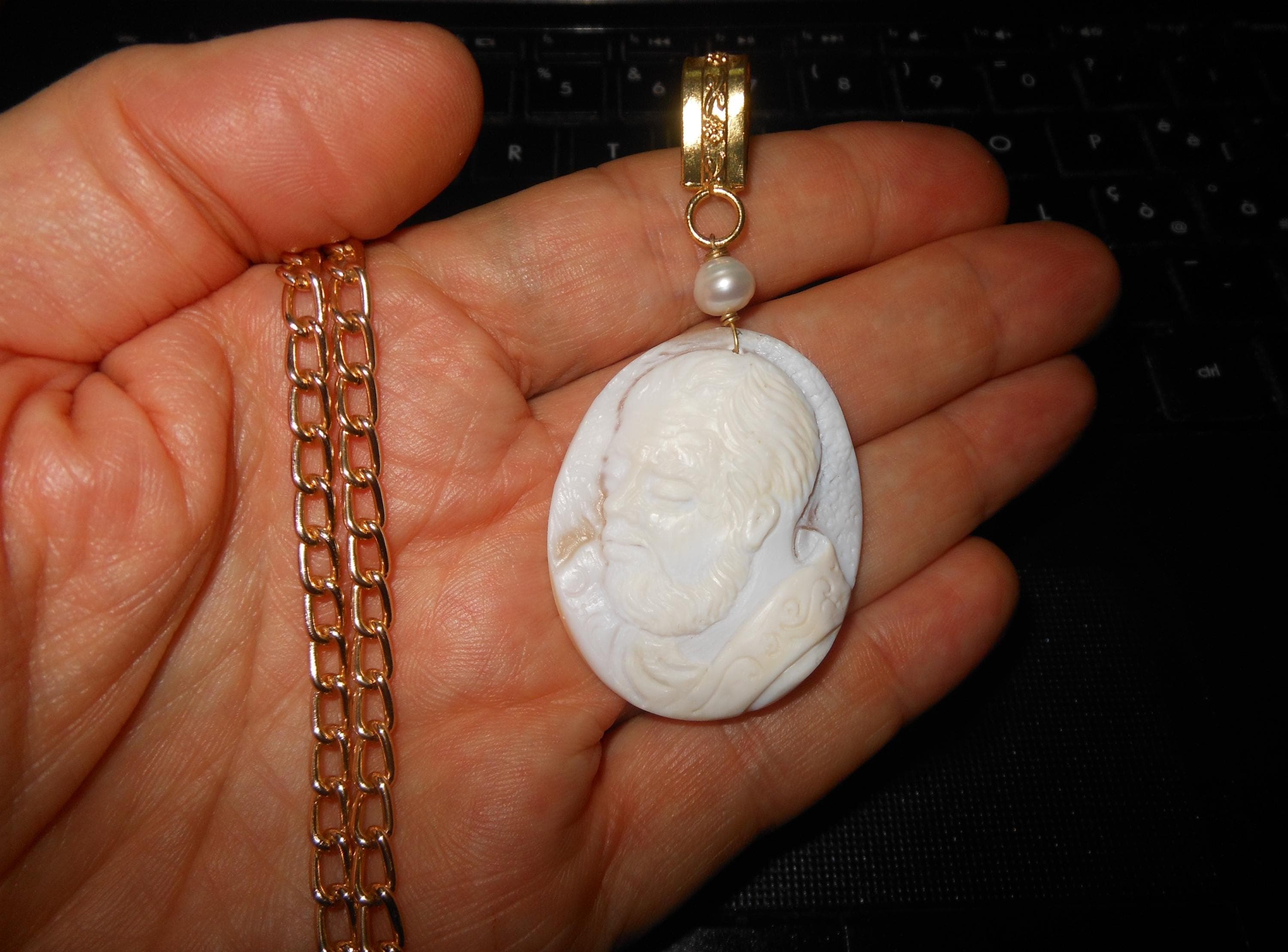 San Pio da Pietrelcina Padre RARISSIMO cammeo in conchiglia pendente collana - image 4
