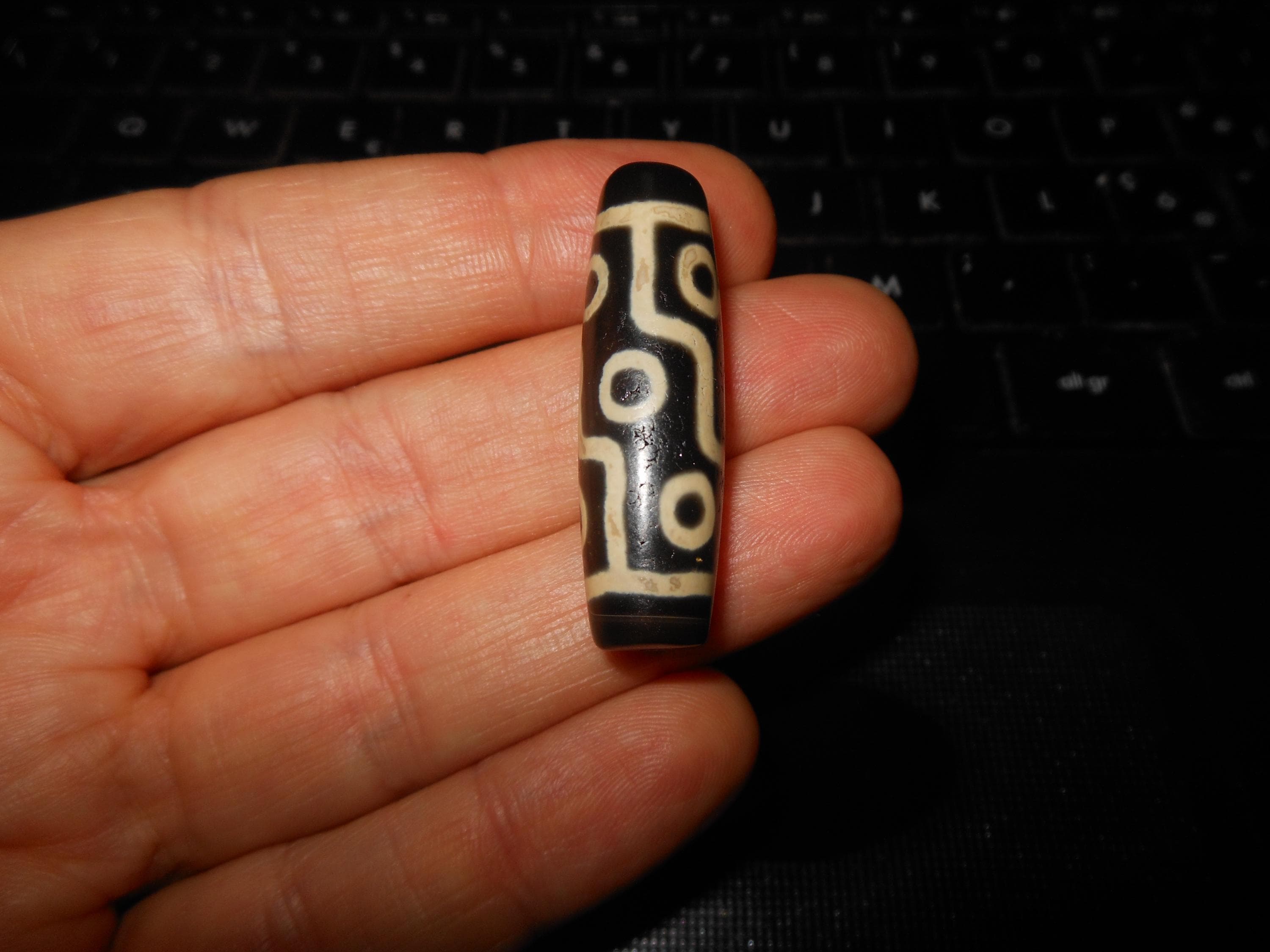 no. 146 - Rare Nine Eyes - Gzi Dzi Himalaya Tibet Amulet Bead - Man Necklace - Tibetan Mala