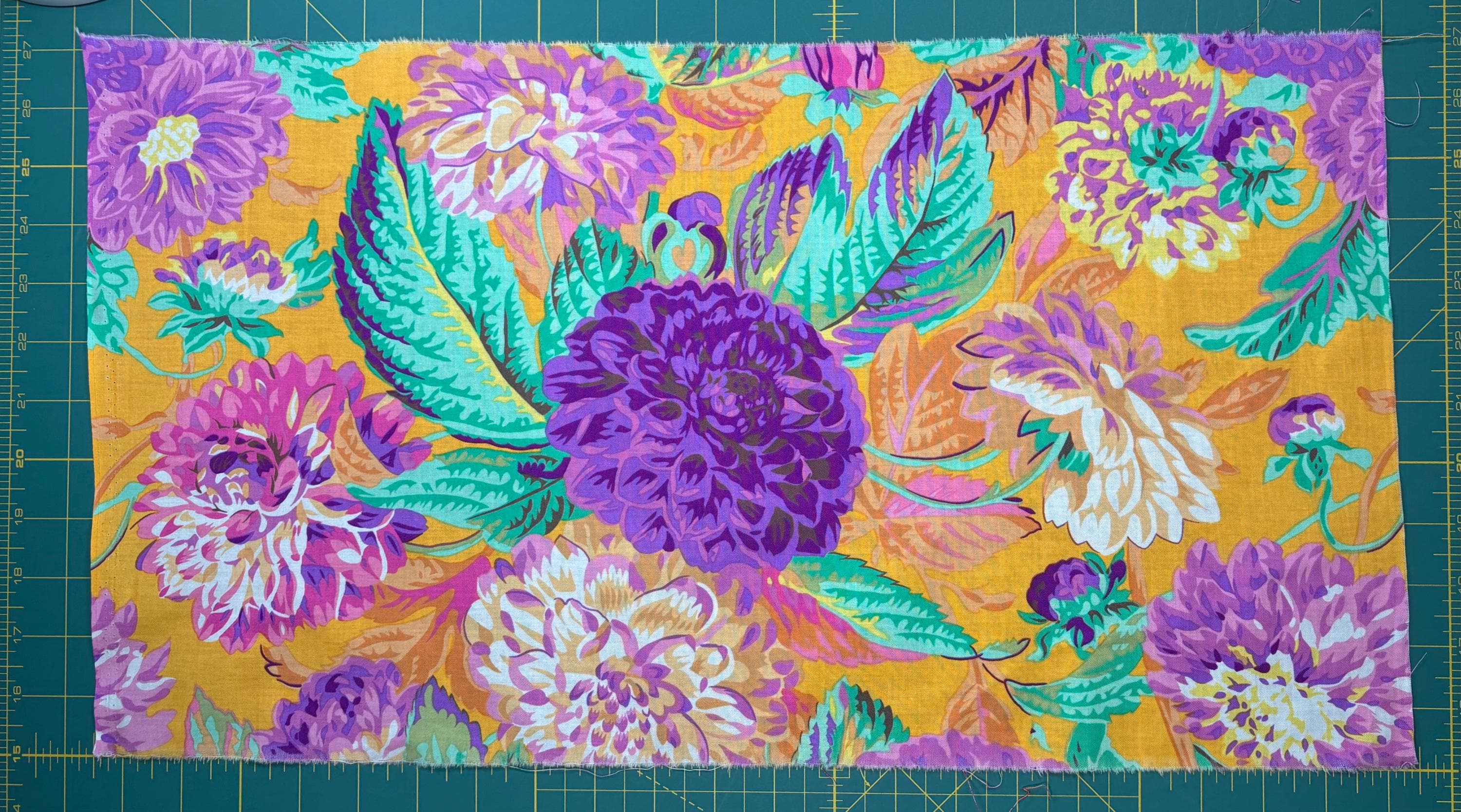 Pom Pom Dahlias gold & purple - 1/6 yard - 12" x 21.5" - Phillip Jacobs Rowan Fabrics Very Rare retired PJ38 - image 3