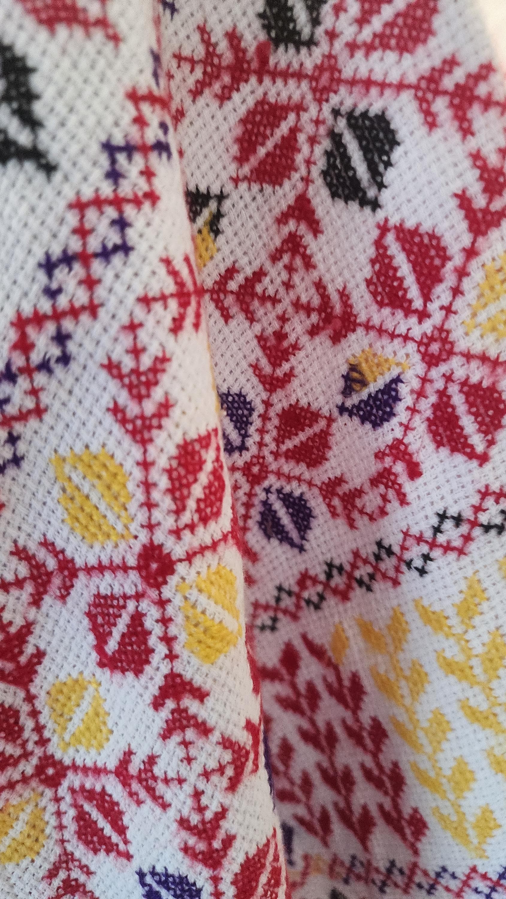 Palestinian Embroidered Shawl: etamine Handmade Tatreez Scarf with handmade tassels - image 5