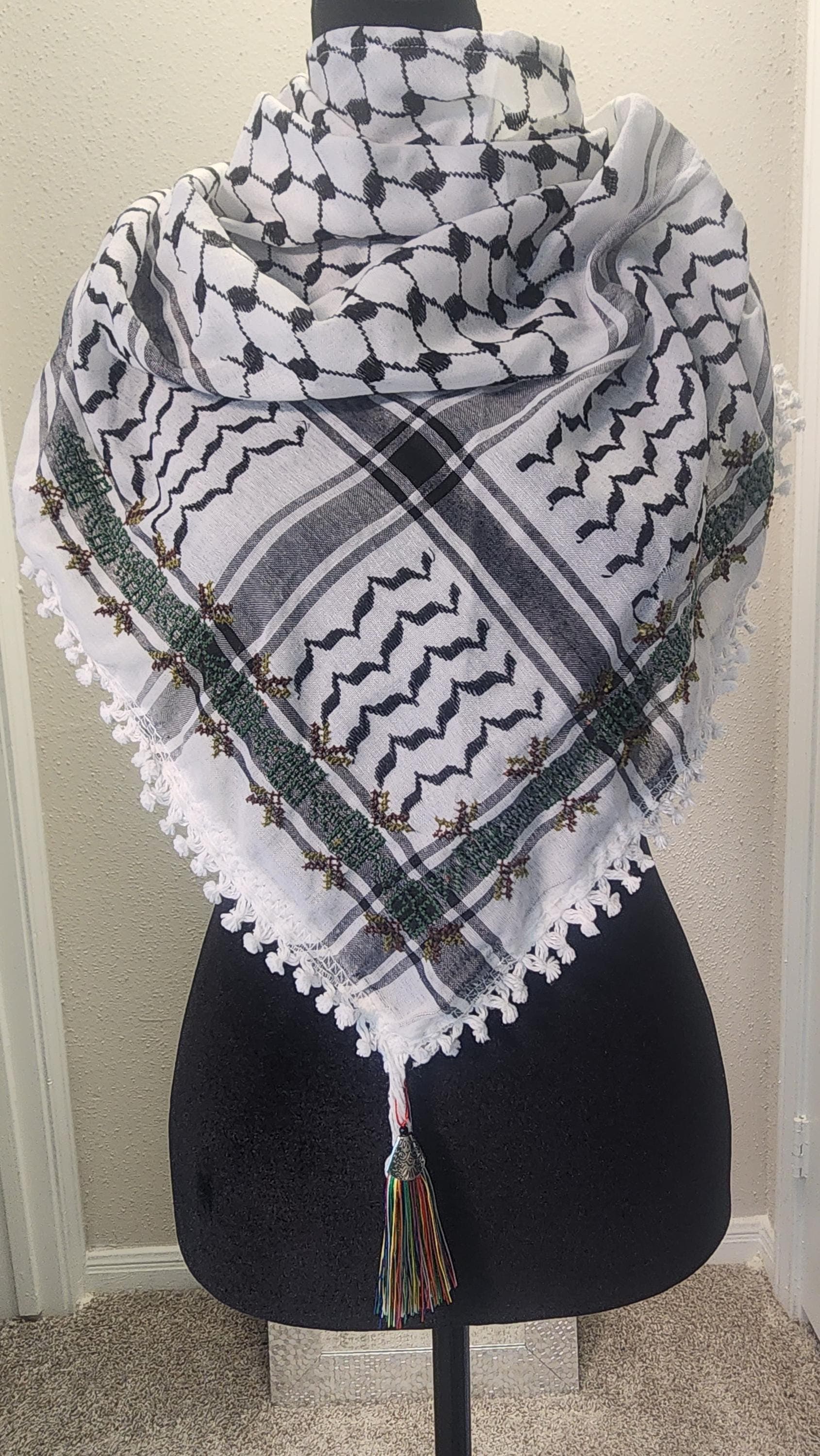 Unisex   Palestinian Keffiyeh: Embroidered Half Scarf ,   tatreez pattern