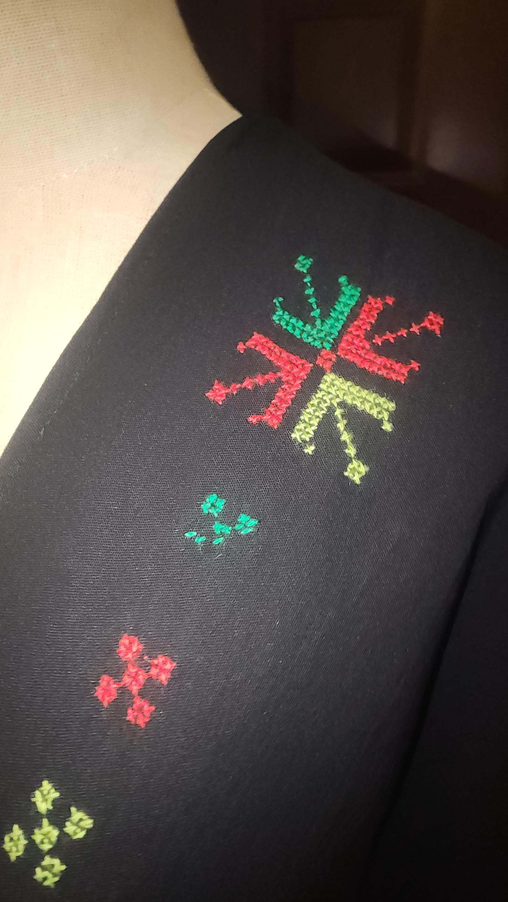 Hand Embroidered Palestinian Tatreez Cape: Heritage Abaya Shawl - image 3