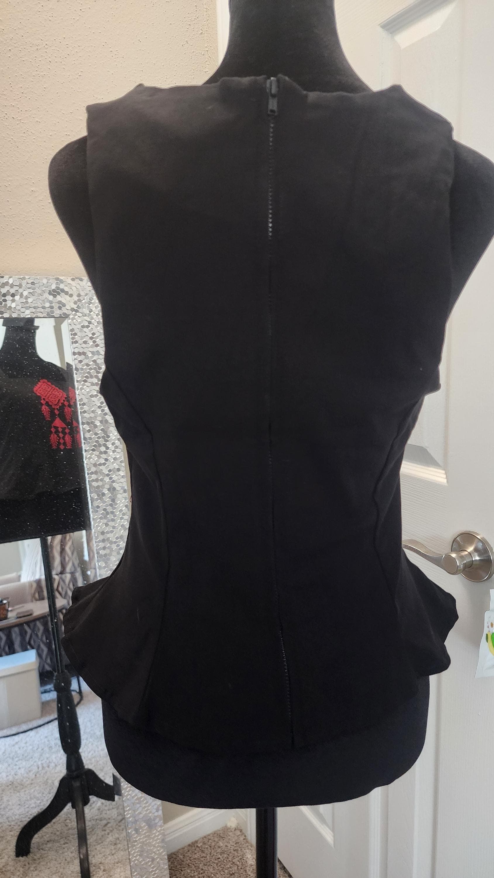 Stretch top on black with hand embroidery - image 5