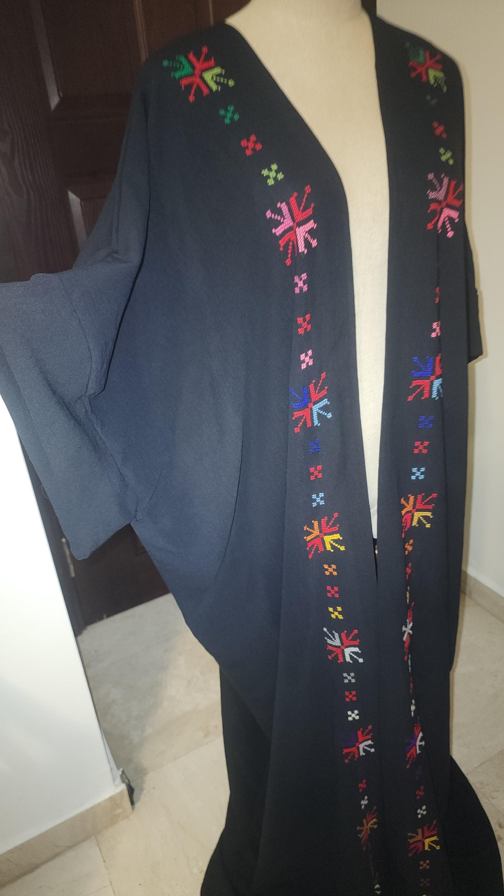 Hand Embroidered Palestinian Tatreez Cape: Heritage Abaya Shawl - image 4