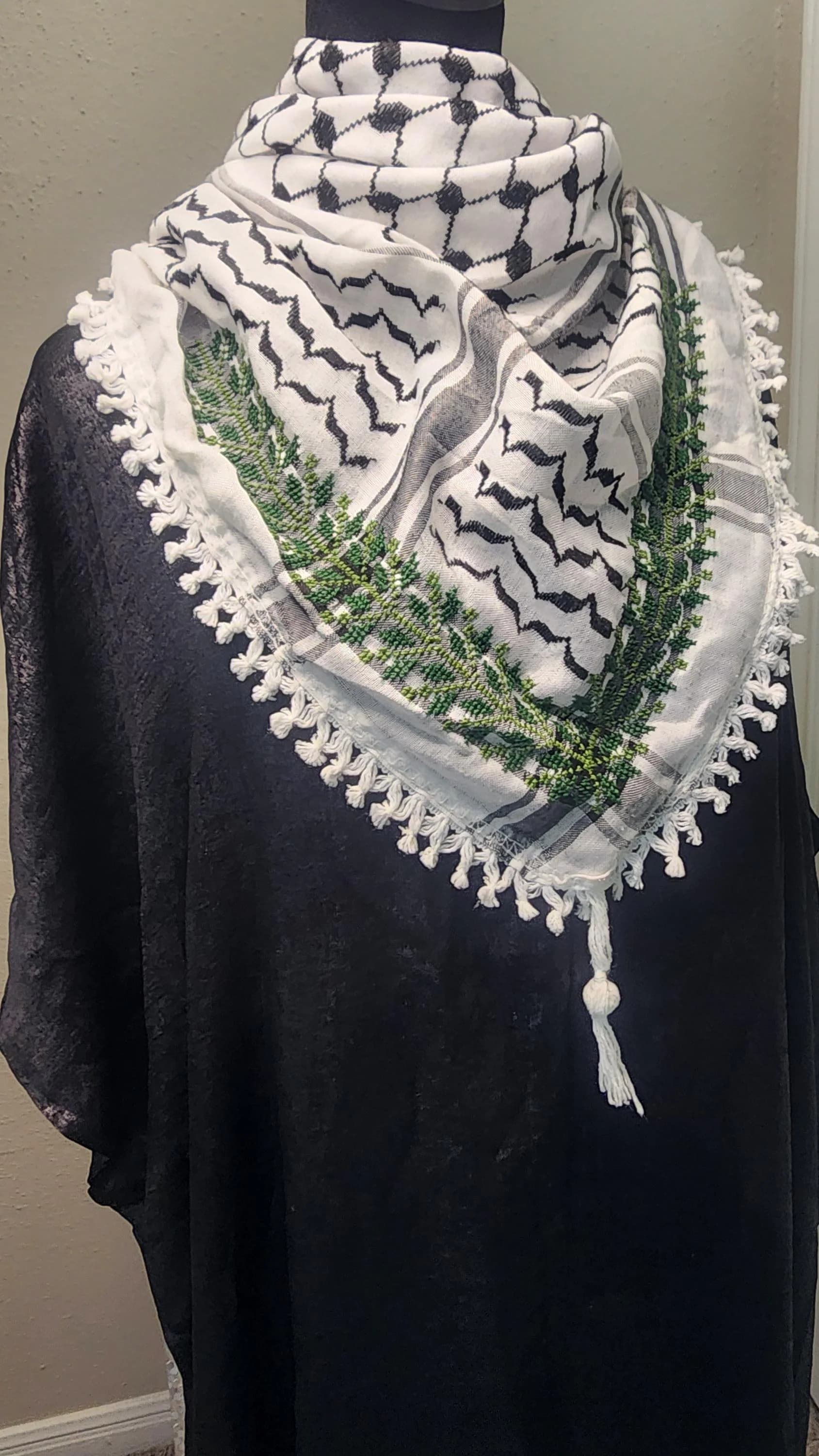 Unisex   Palestinian Keffiyeh: Embroidered Half Scarf ,  tatreez pattern