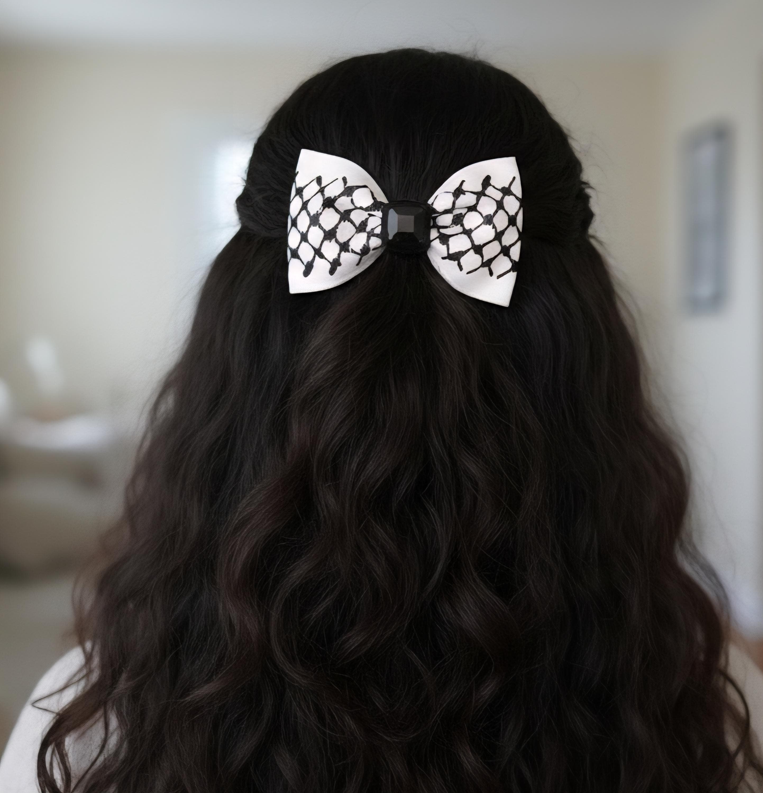 Handmade hair bow – Hair Clip,  Palestinian Accessory by Darzzeh , tatreez , keffiyeh