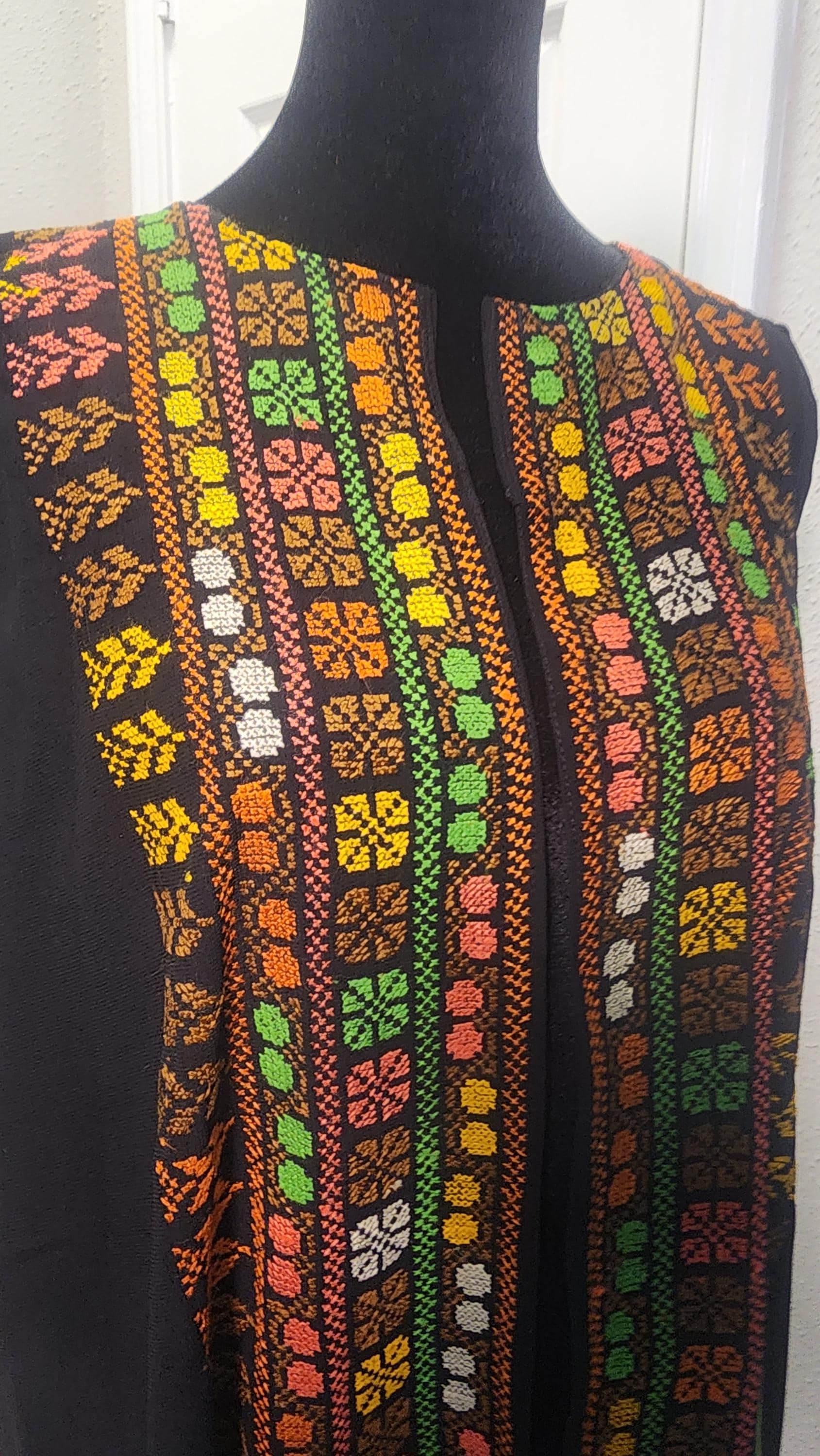 Hand Embroidered Palestinian Tatreez maxi vest sleeves abaya duster - image 4