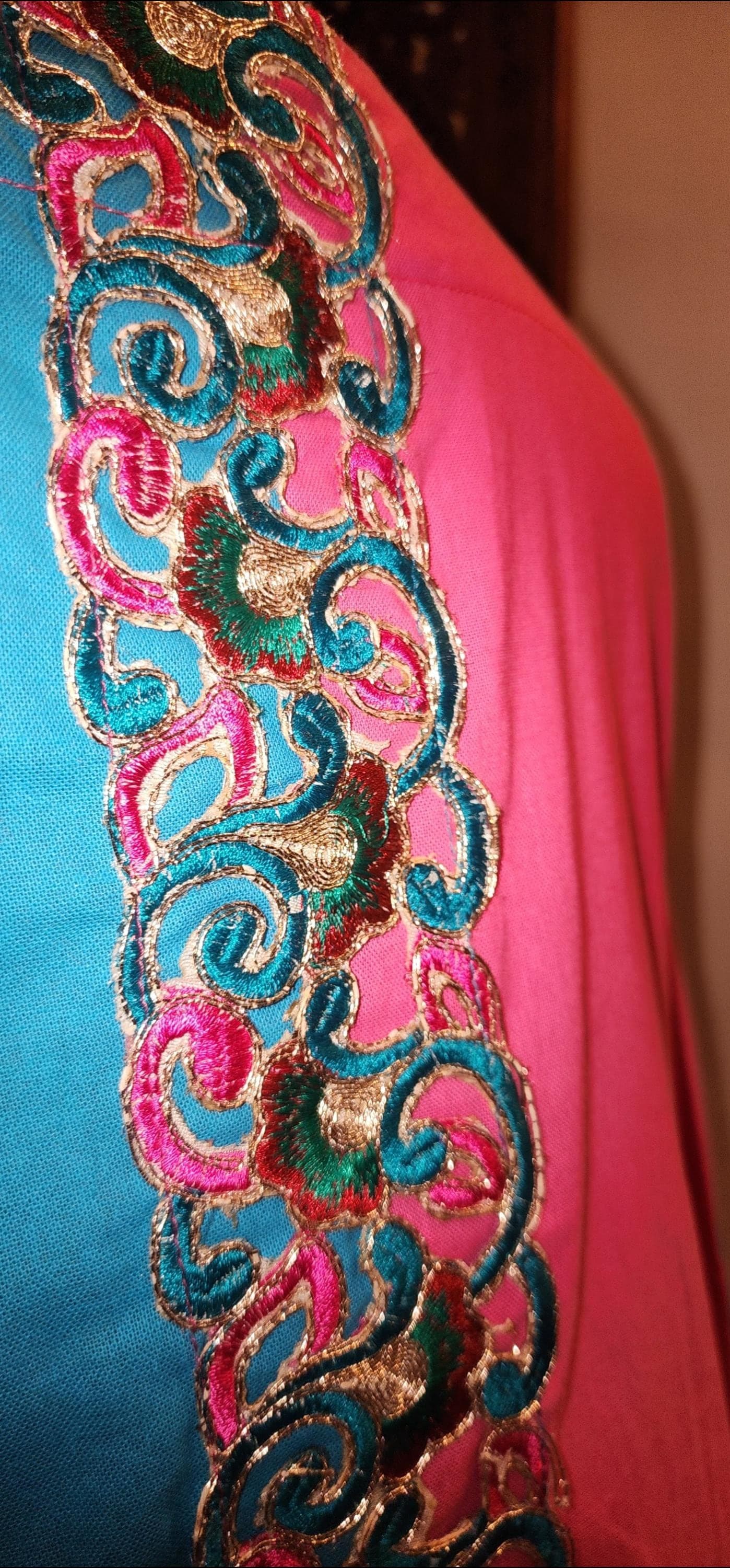Azure & Fuchsia Linen Abaya Kimono with Embroidered Belt - image 5
