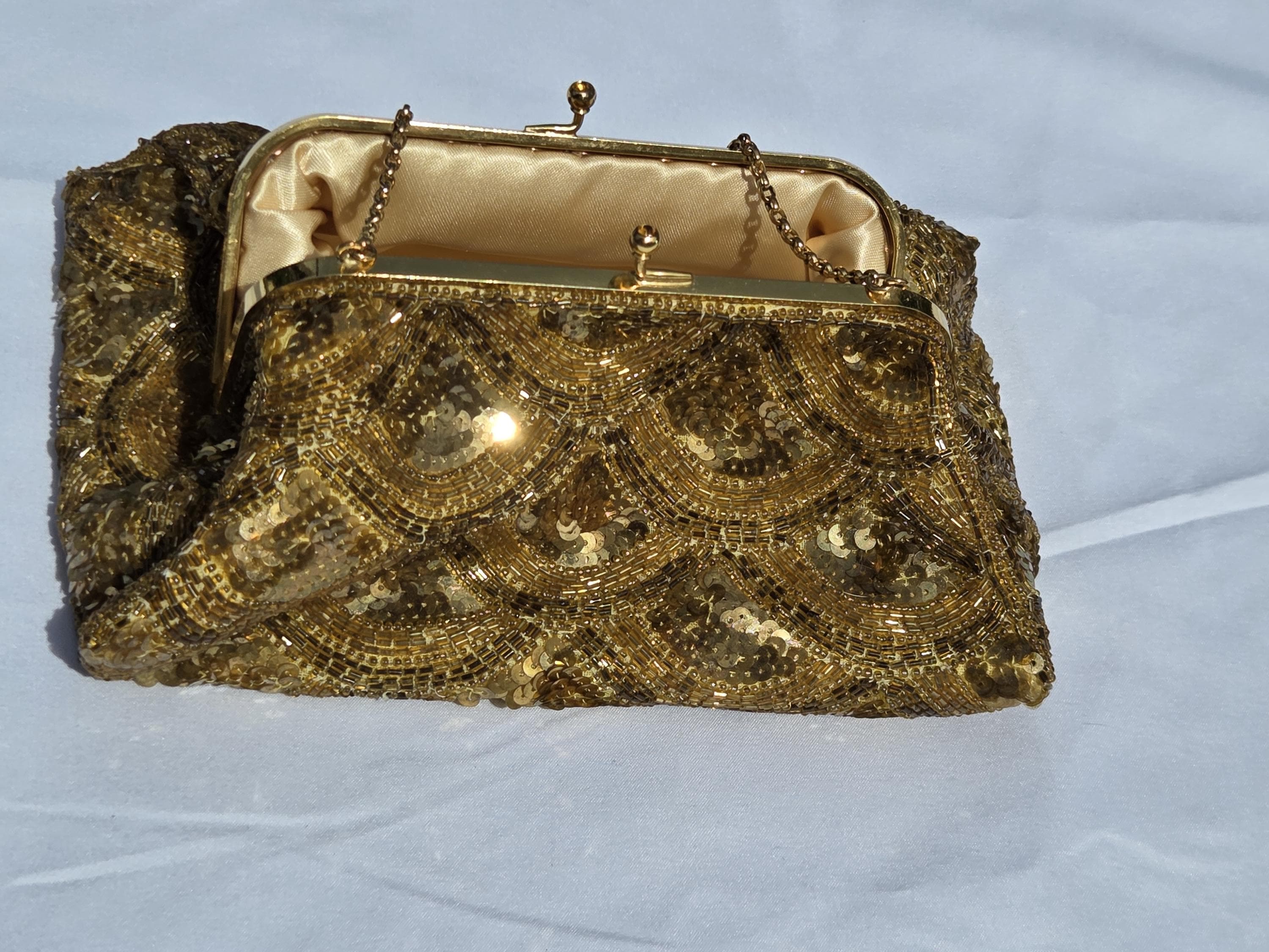 Vintage Gold Sequin Beaded Clutch Bag with Compact – Made in France 1950s Evening Bag - image 3