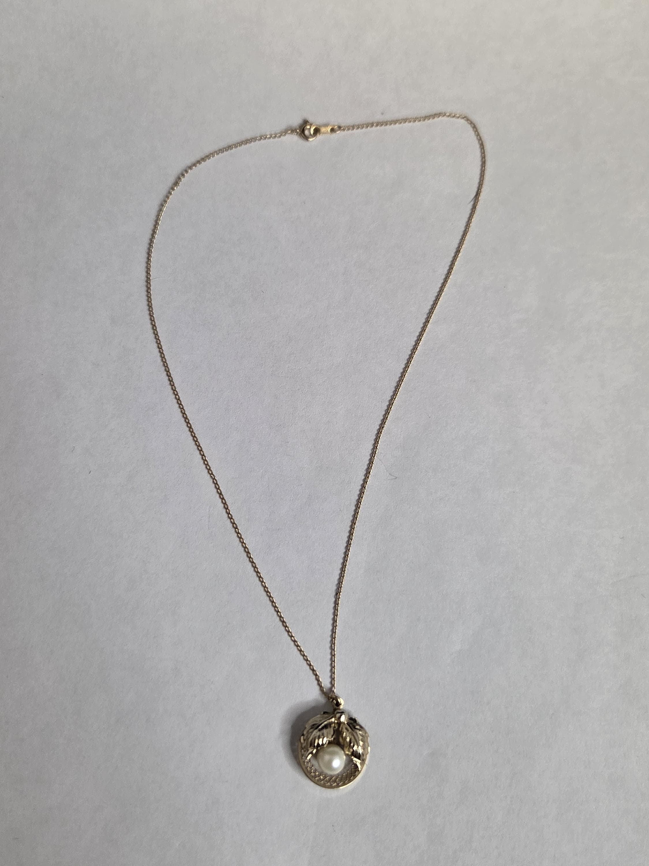 Vintage Child’s Pearl Necklace – 14k Gold Chain – Christening / Baptism Keepsake - image 4