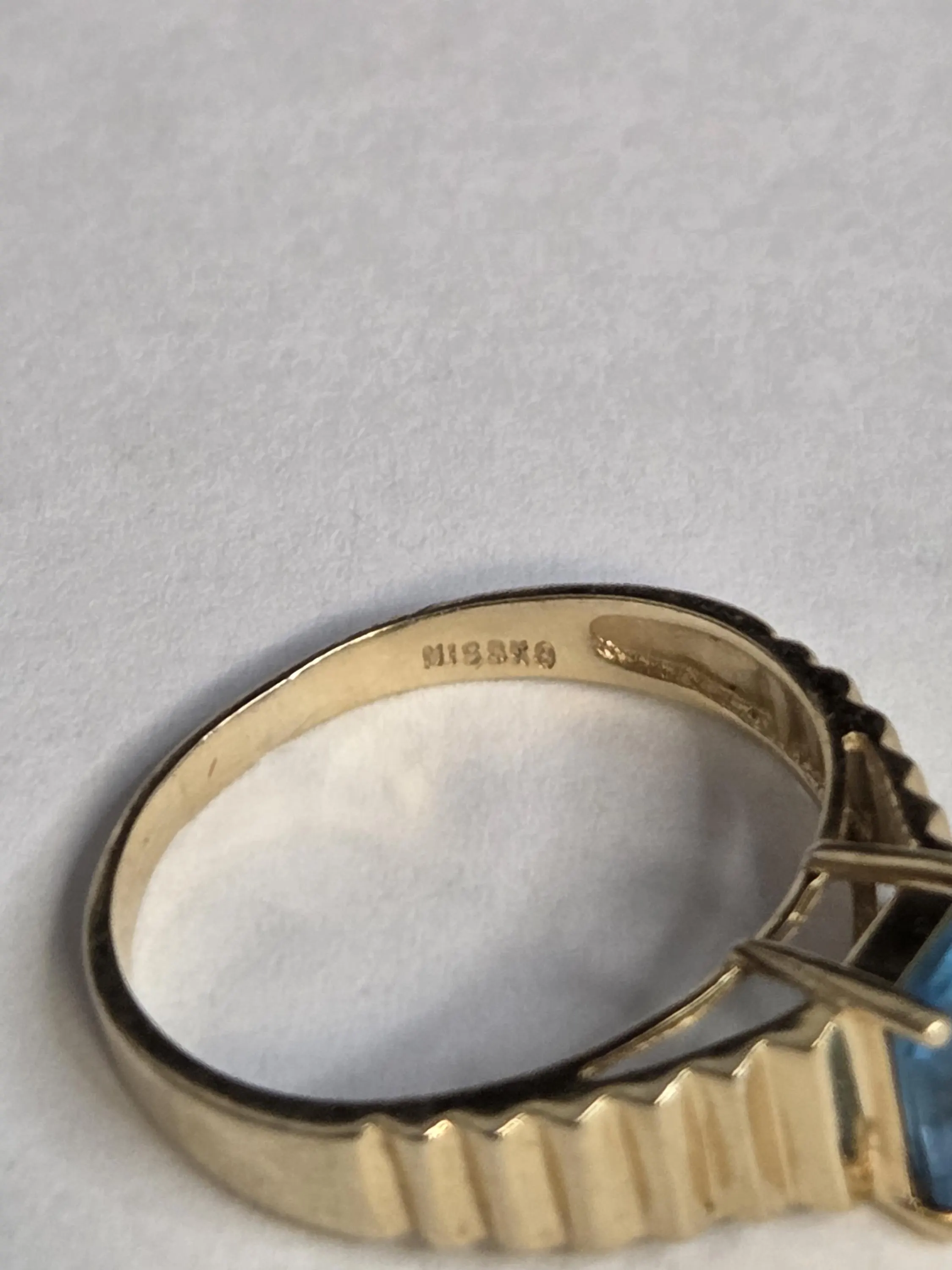 Vintage Nissko 14K Gold Blue Topaz Ring | Mid-Century Modern Design - image 4