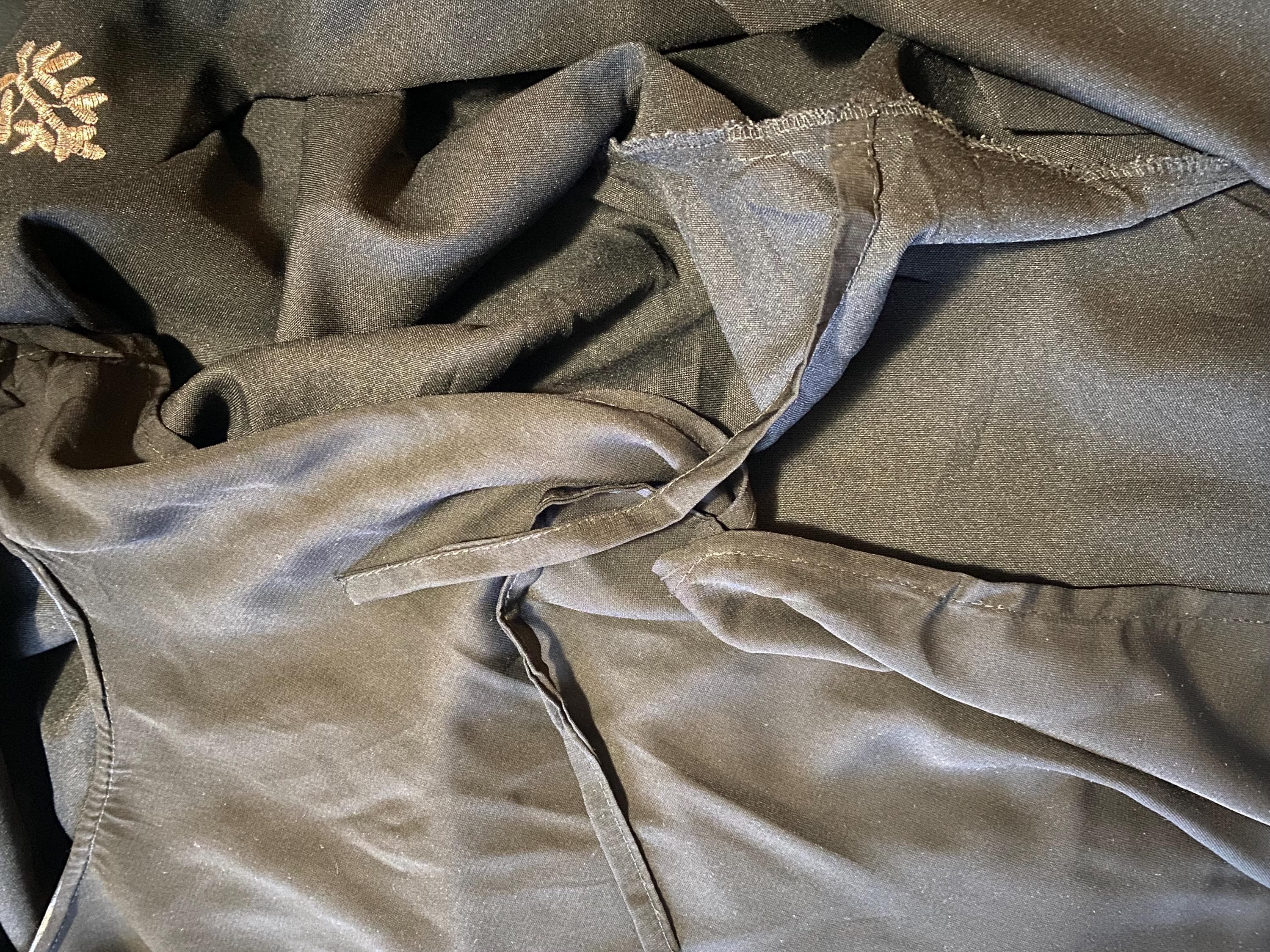 Women’s Thrift Abayas - image 3