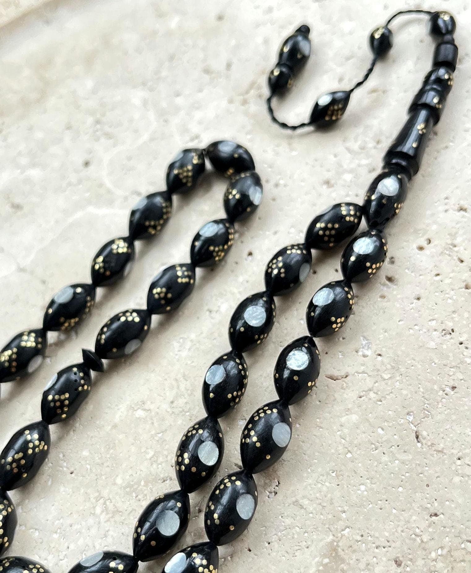 Hand-Carved Kuka Wood Tasbih | 33 Islamic Prayer Beads (7x12 mm)