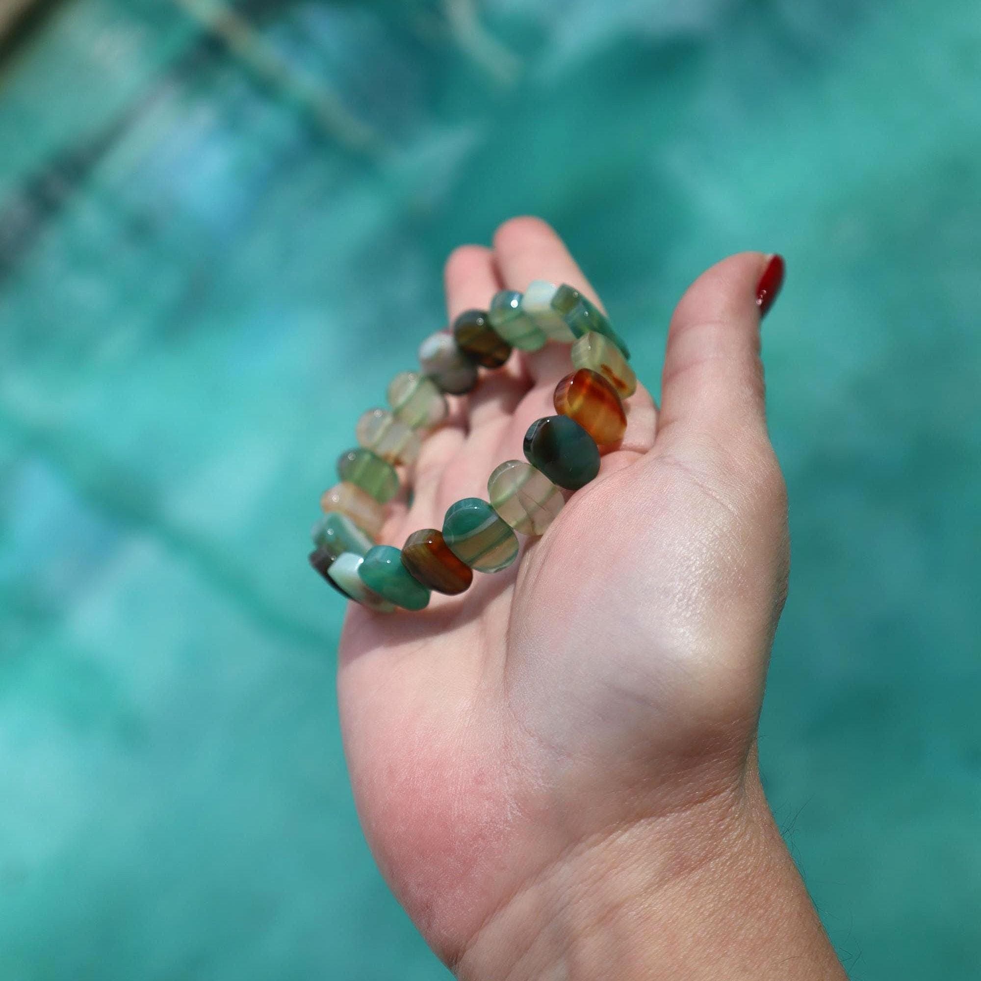 Natural Green Agate Bracelet Elegant Green Gemstone Beaded Jewelry - image 5