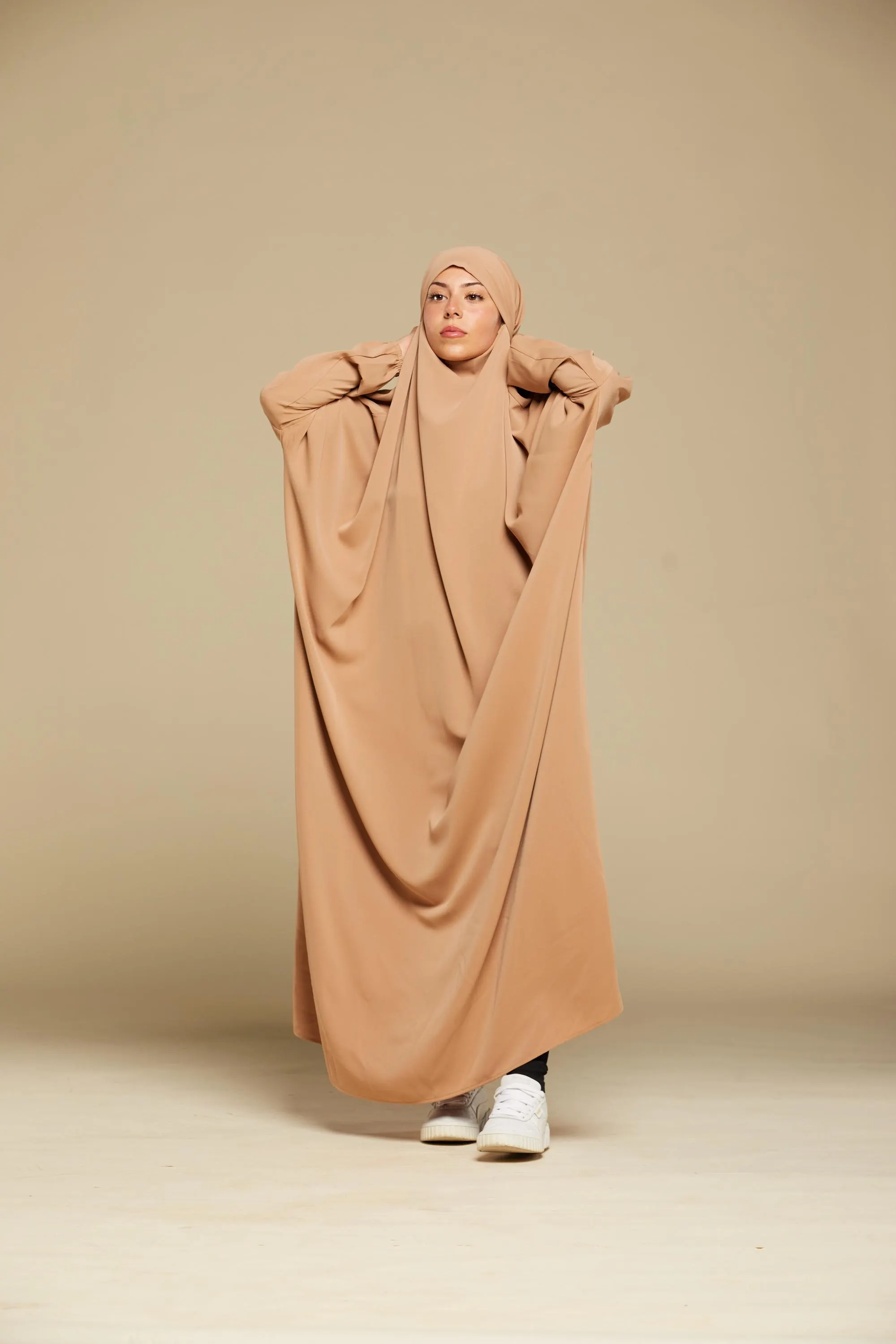 Caramel Prayer Dress: Lightweight Comfort, Deep Pockets - image 5