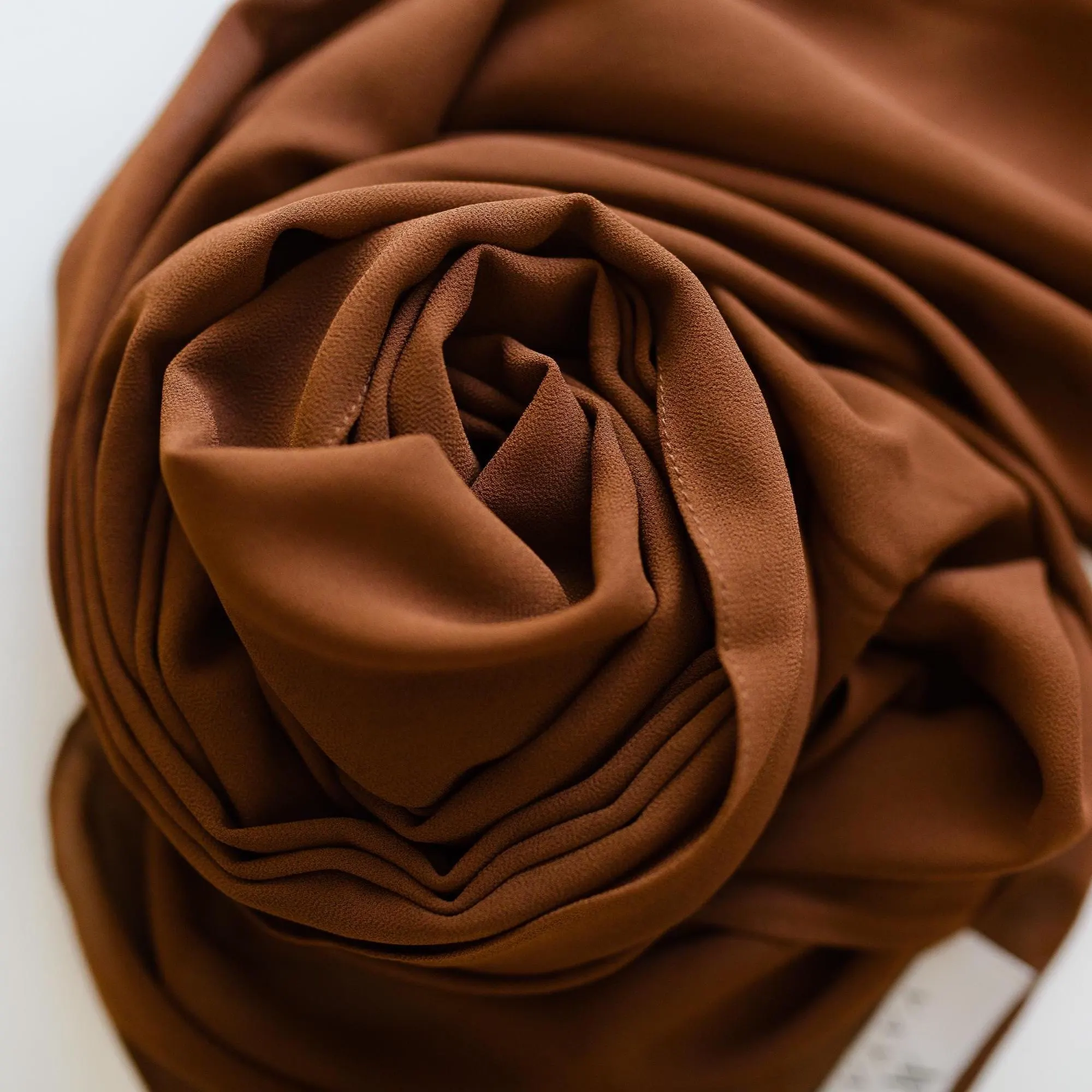 Chocolate Chiffon Hijab: Lightweight, Non-Slip Modest Scarf Fall Accessory