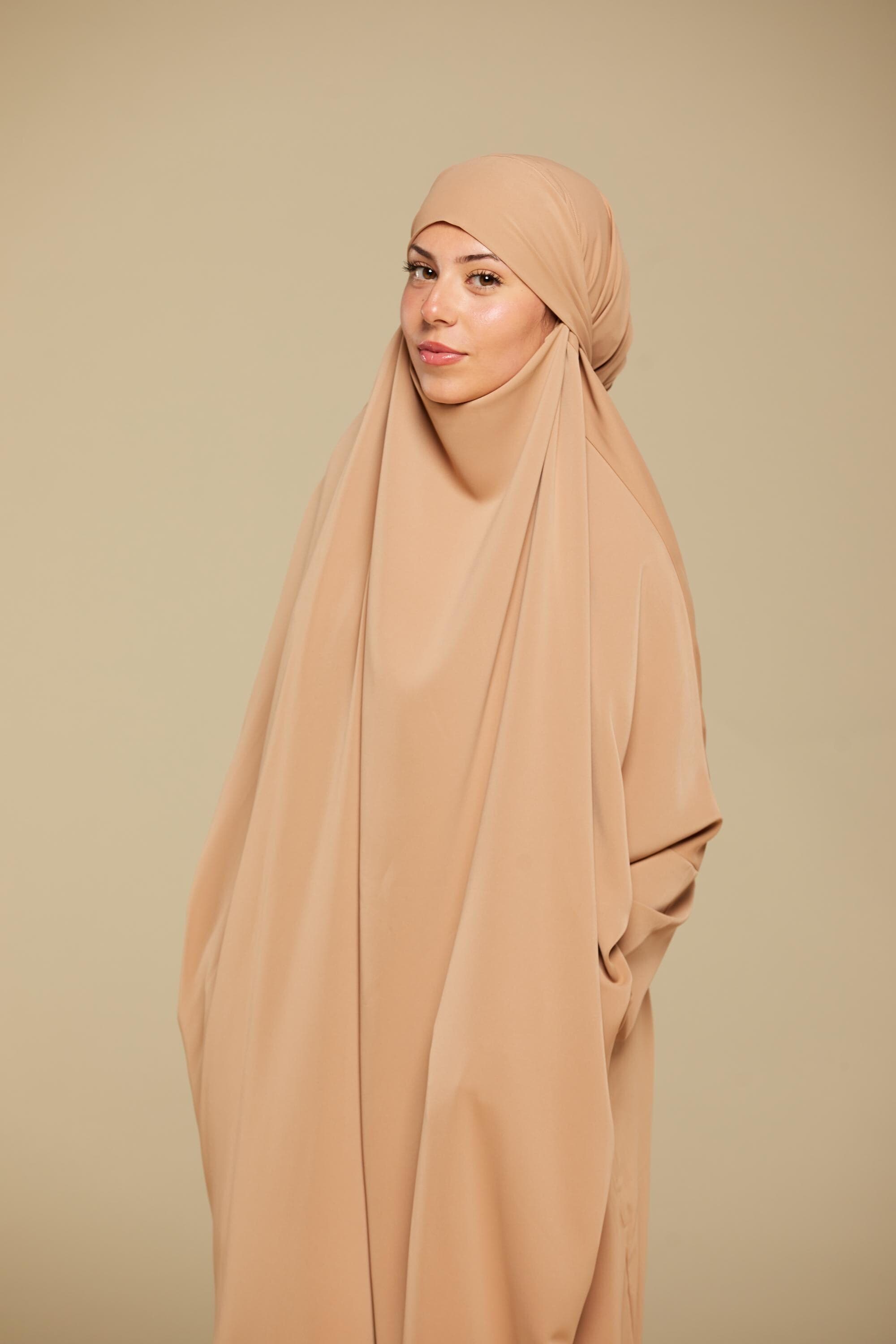 Caramel Prayer Dress: Lightweight Comfort, Deep Pockets - image 3