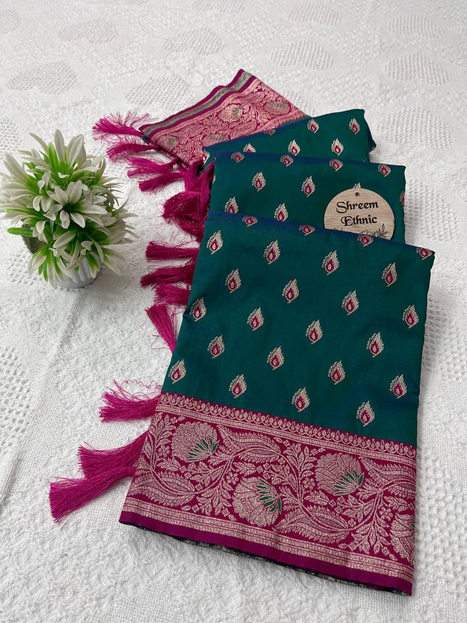 Soft Banarasi Silk Saree: Meenakari Zari Woven Bridal Wedding Reception Wear