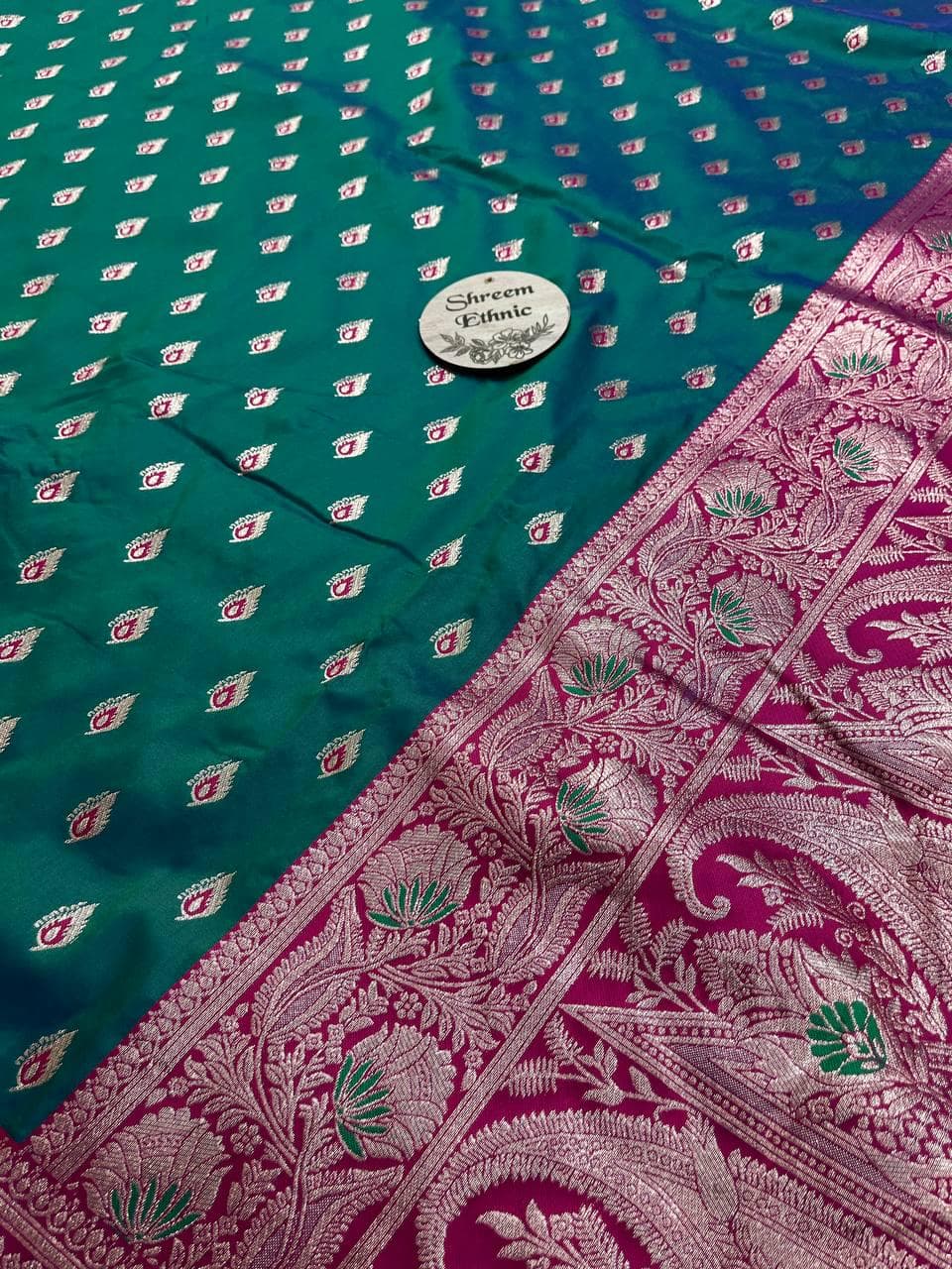 Soft Banarasi Silk Saree: Meenakari Zari Woven Bridal Wedding Reception Wear - image 4