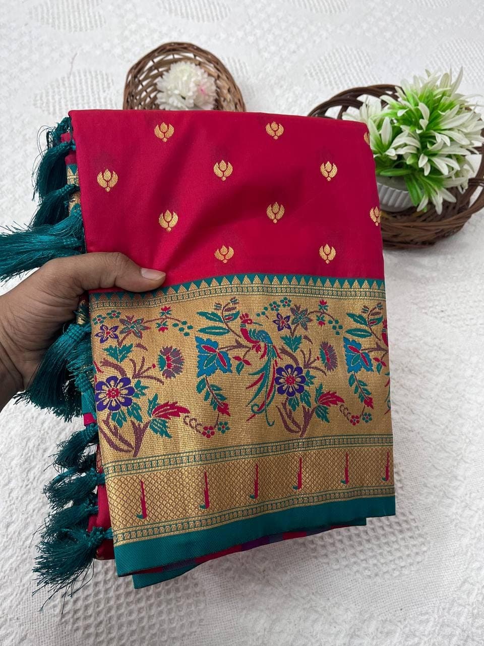 Soft Paithani Silk Saree Lightweight Bridal Zari Peacock Pallu Saree