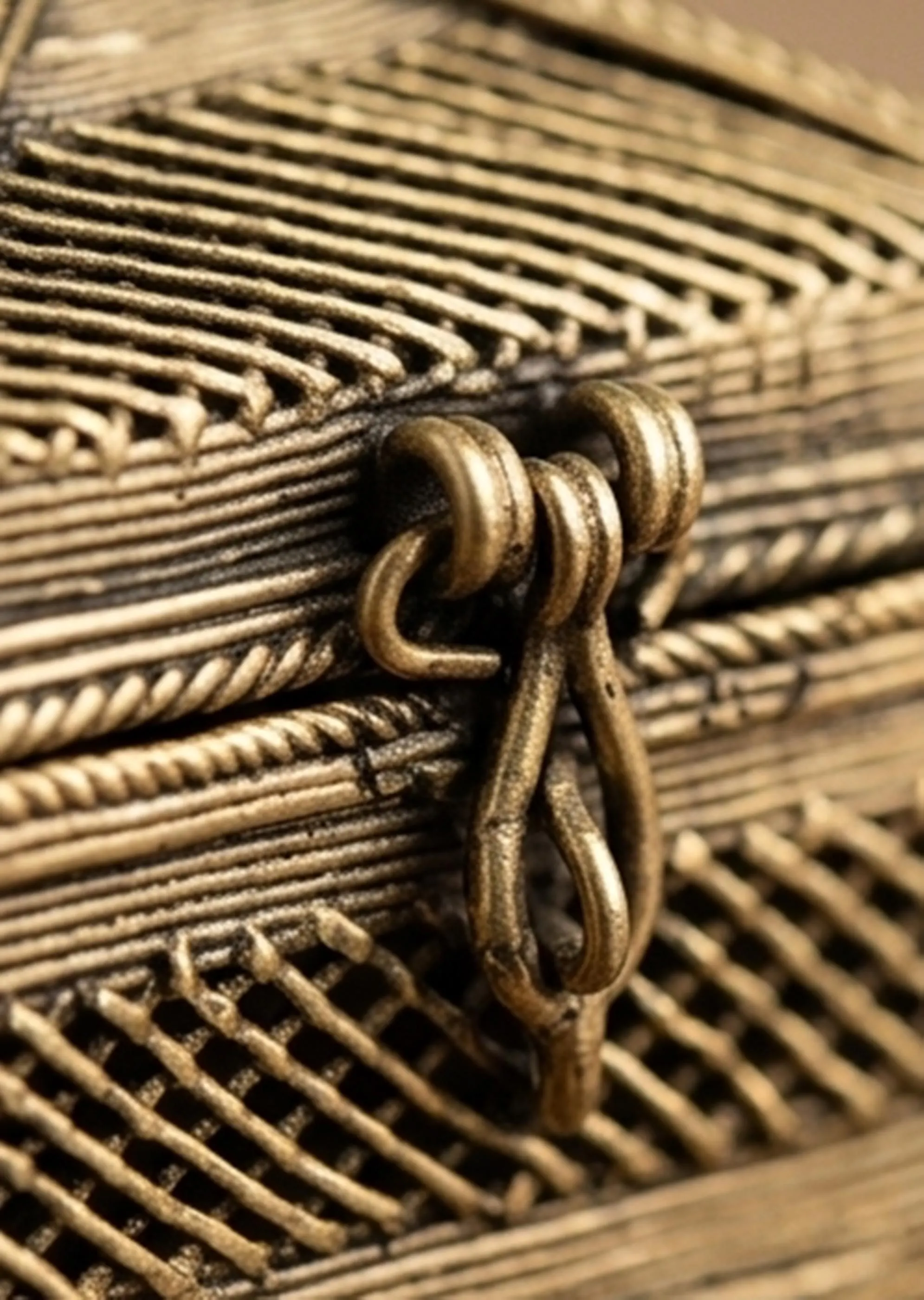 Vintage Brass Trinket Box – Antique Style Jewelry Storage Chest, Decorative Keepsake Box - image 3