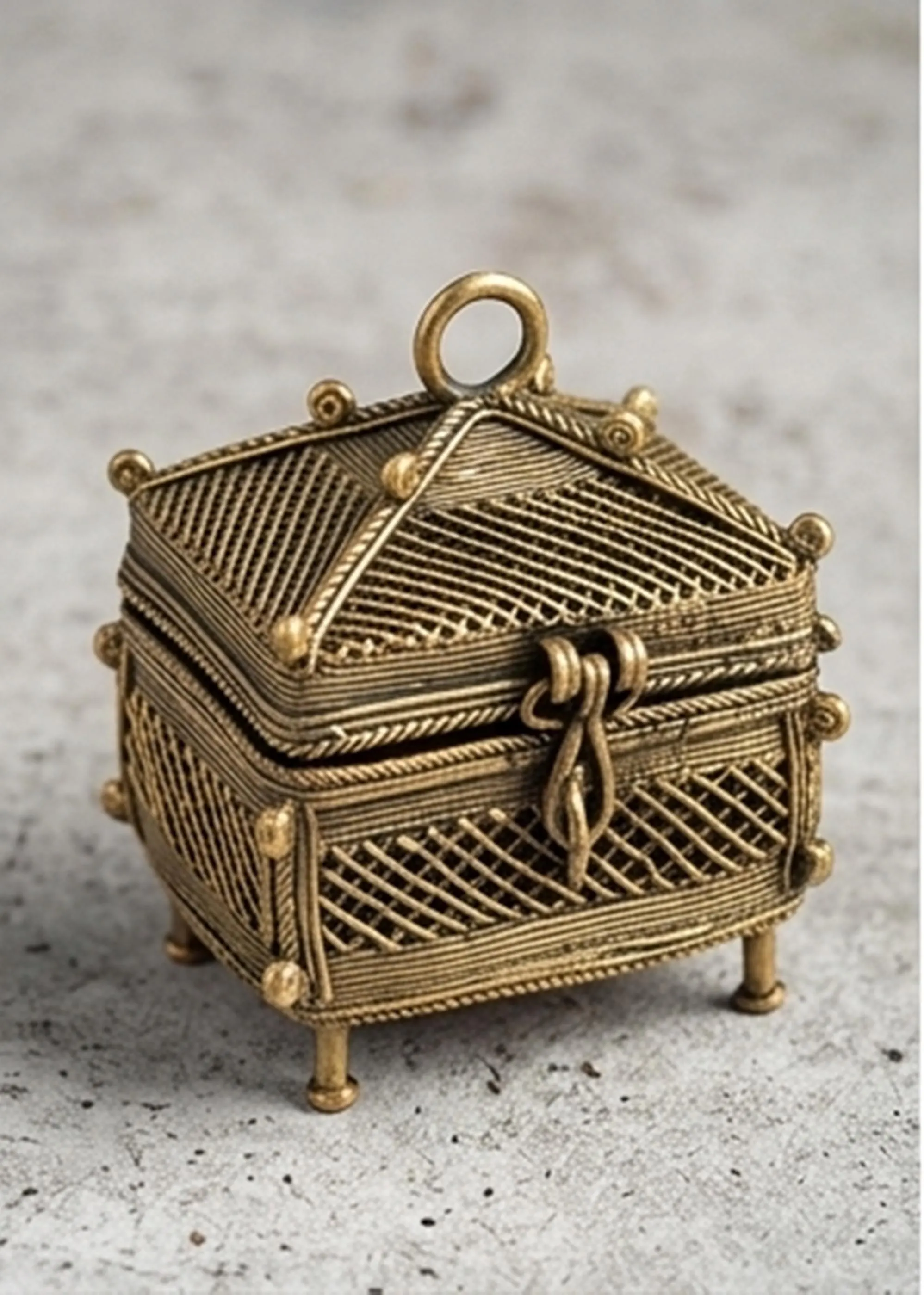 Vintage Brass Trinket Box – Antique Style Jewelry Storage Chest, Decorative Keepsake Box - image 5