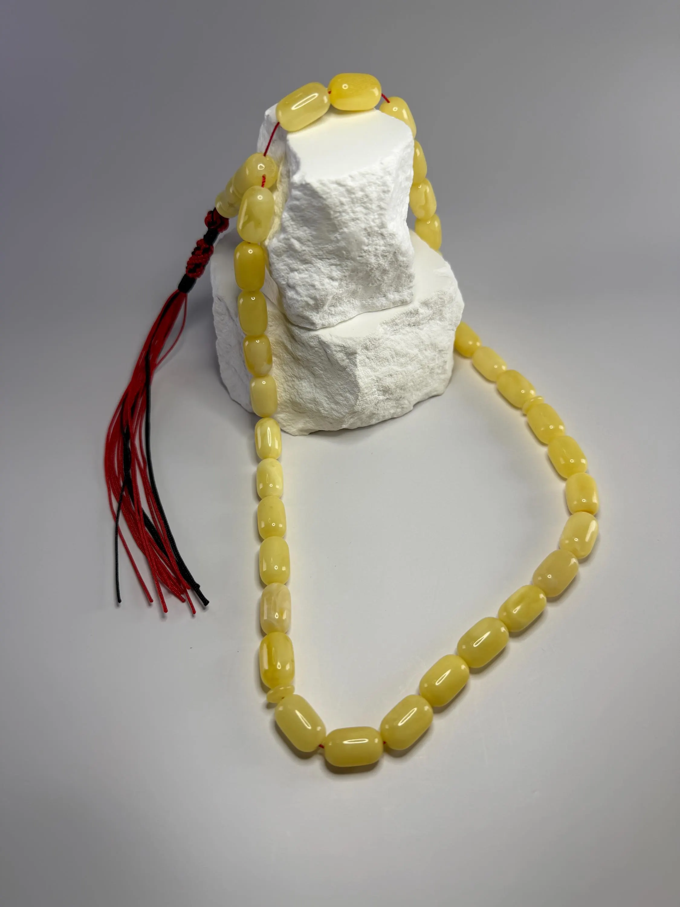 Cream Tasbih 33 Beads – 15x9mm Smooth Prayer Beads – Classic Misbaha with Red & Black Tassel - image 3