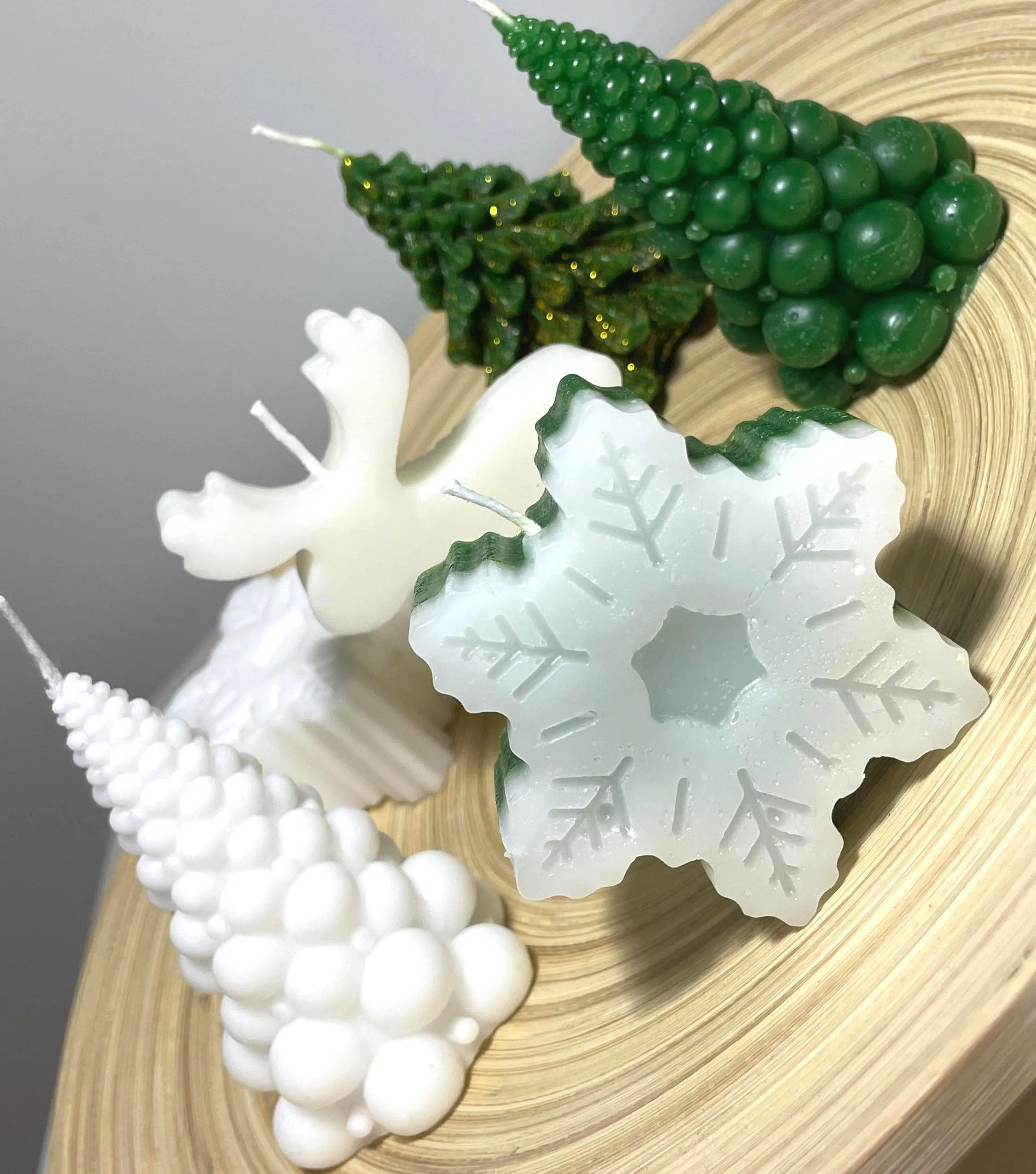 Christmas Tree Candle Collection: Handmade Soy Wax, Holiday Festive Home Decoration  Employee Clients Gifts