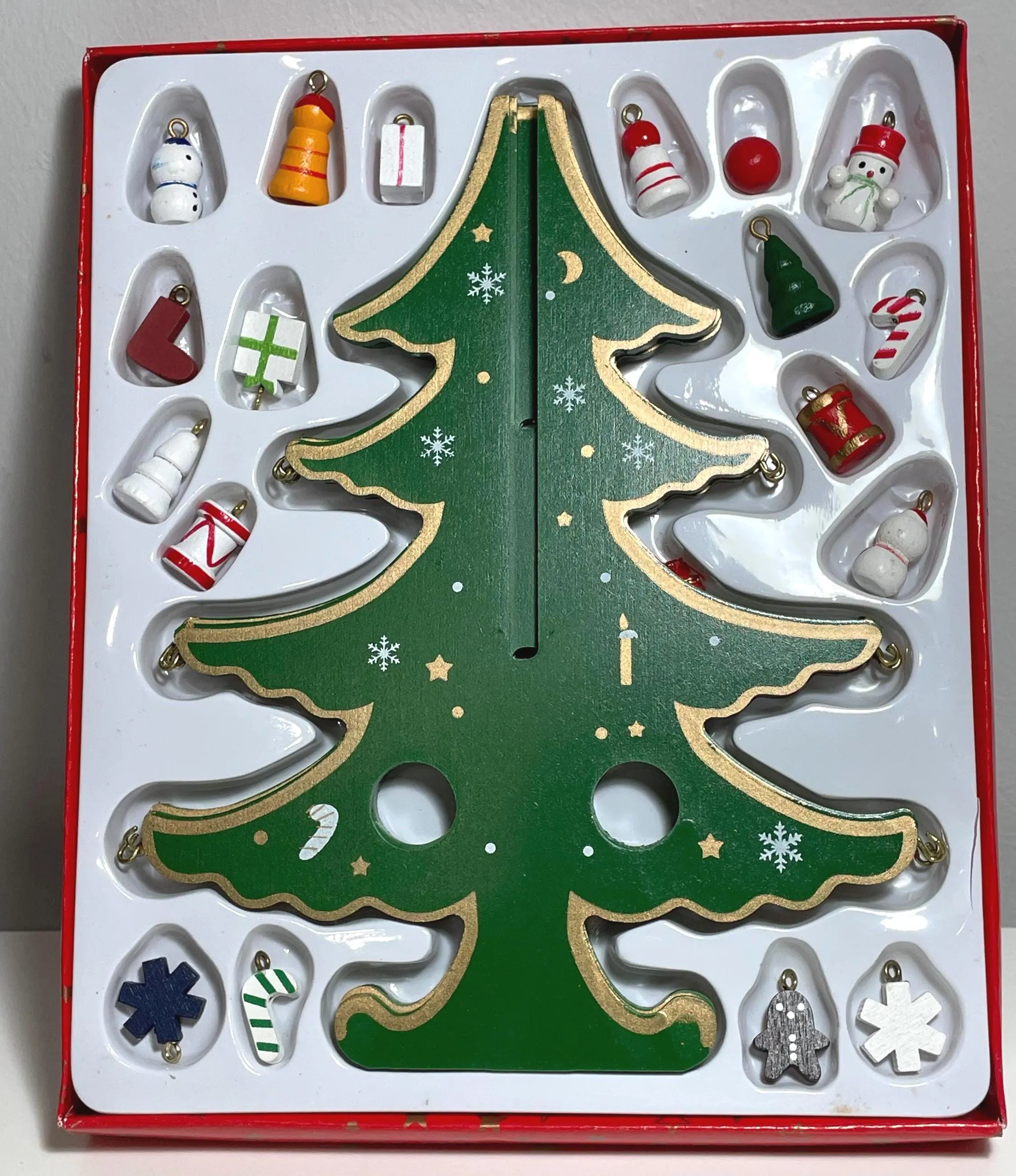 Bring instant holiday magic to your home with this DIY Wooden Christmas Tree Kit. Assemble, decorate, and display a charming tabletop tree in minutes—perfect for mantels, desks, shelves, classrooms, or gift tables. A fun family craft activity that doubles as beautiful holiday décor and a thoughtful seasonal gift.