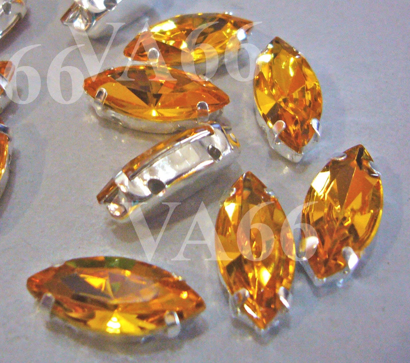 Navette Marquis Sew On Rhinestones Crystal Lt Topaz 20p 7mm x 15mm 4 hole Silver Montee Facetted Acrylic Glass Rhinestone Beads sewing craft