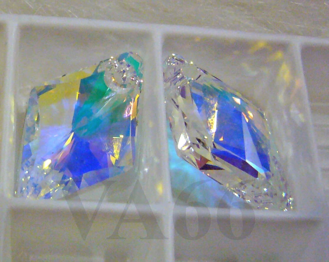 2p 6320 Swarovski Elements Crystal Rhombus Pendant 14mm 19mm 27mm Crystal AB Beads Jewelry making Top Drilled Jewelry Making Craft Findings - image 3