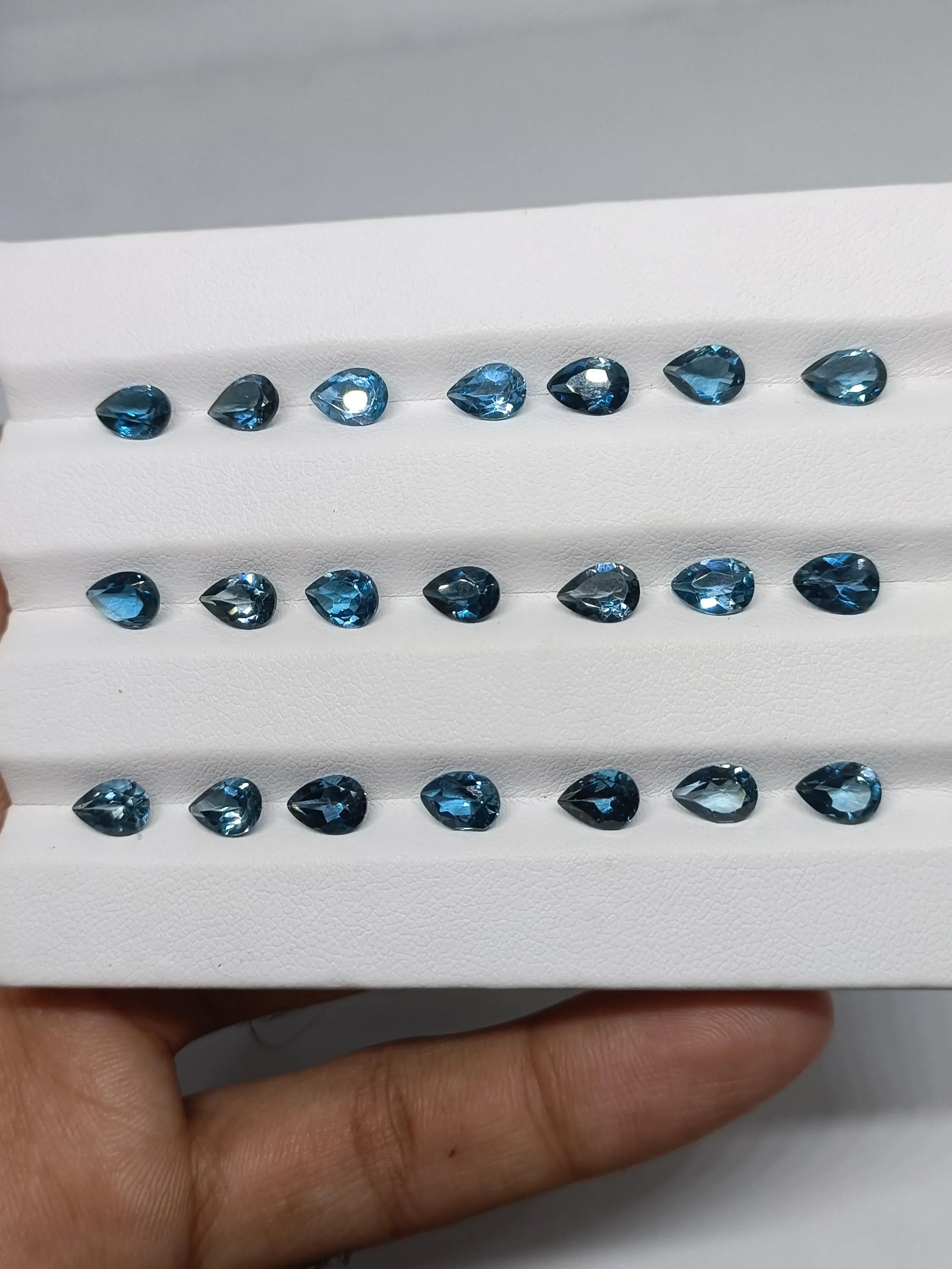 London Blue Topaz Pear Cut Gems – 7x5mm - image 4