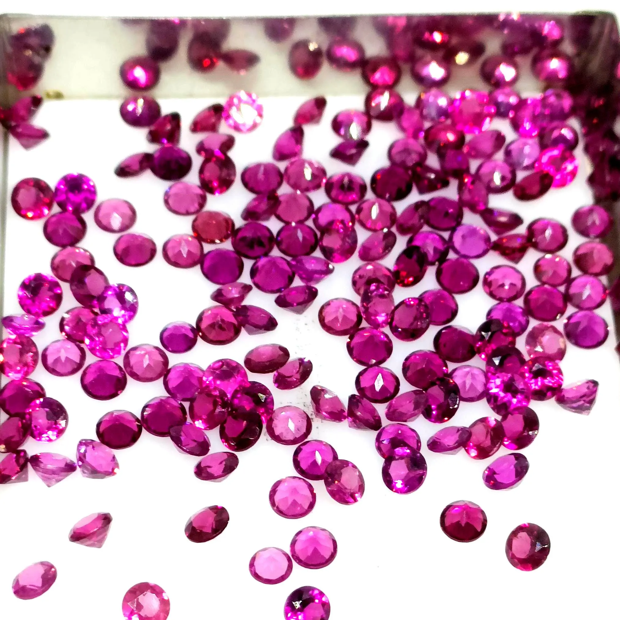 Pink Rhodolite Garnet Lot: 4mm Round Faceted Gemstones - image 3
