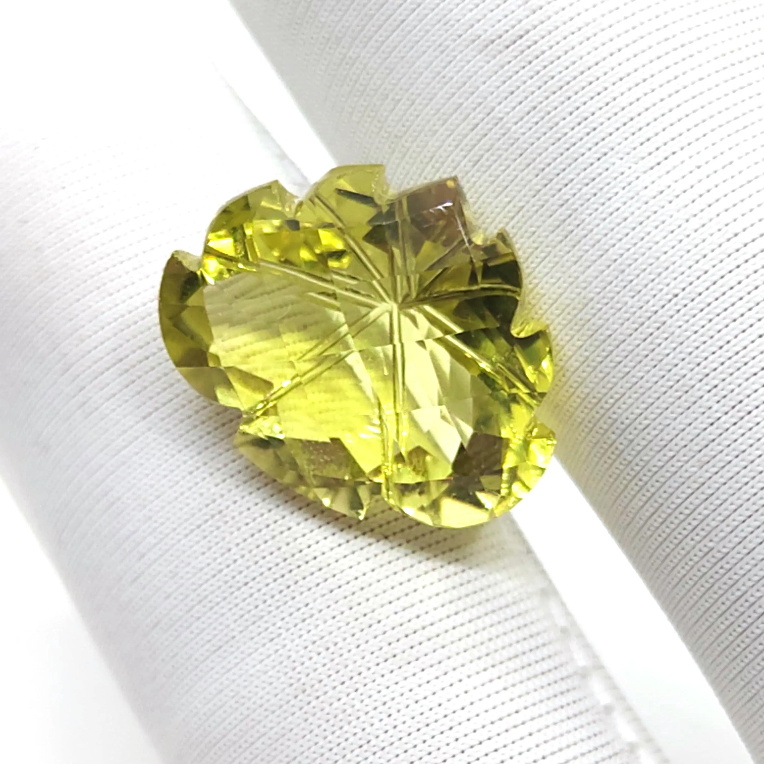 Natural Lemon Quartz Faceted Gemstone 8 Carats Checker Cut 12.8x15.5mm Yellow Quartz Stone - image 4